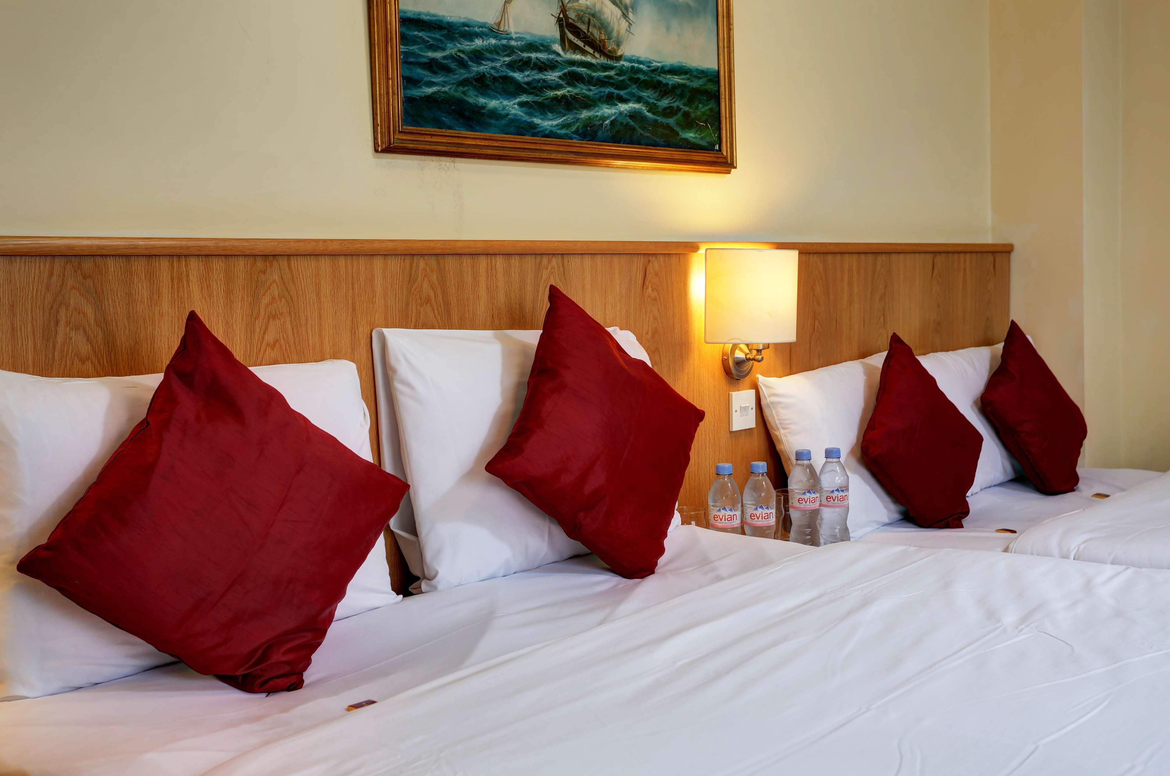 Western Highbury Hotel London