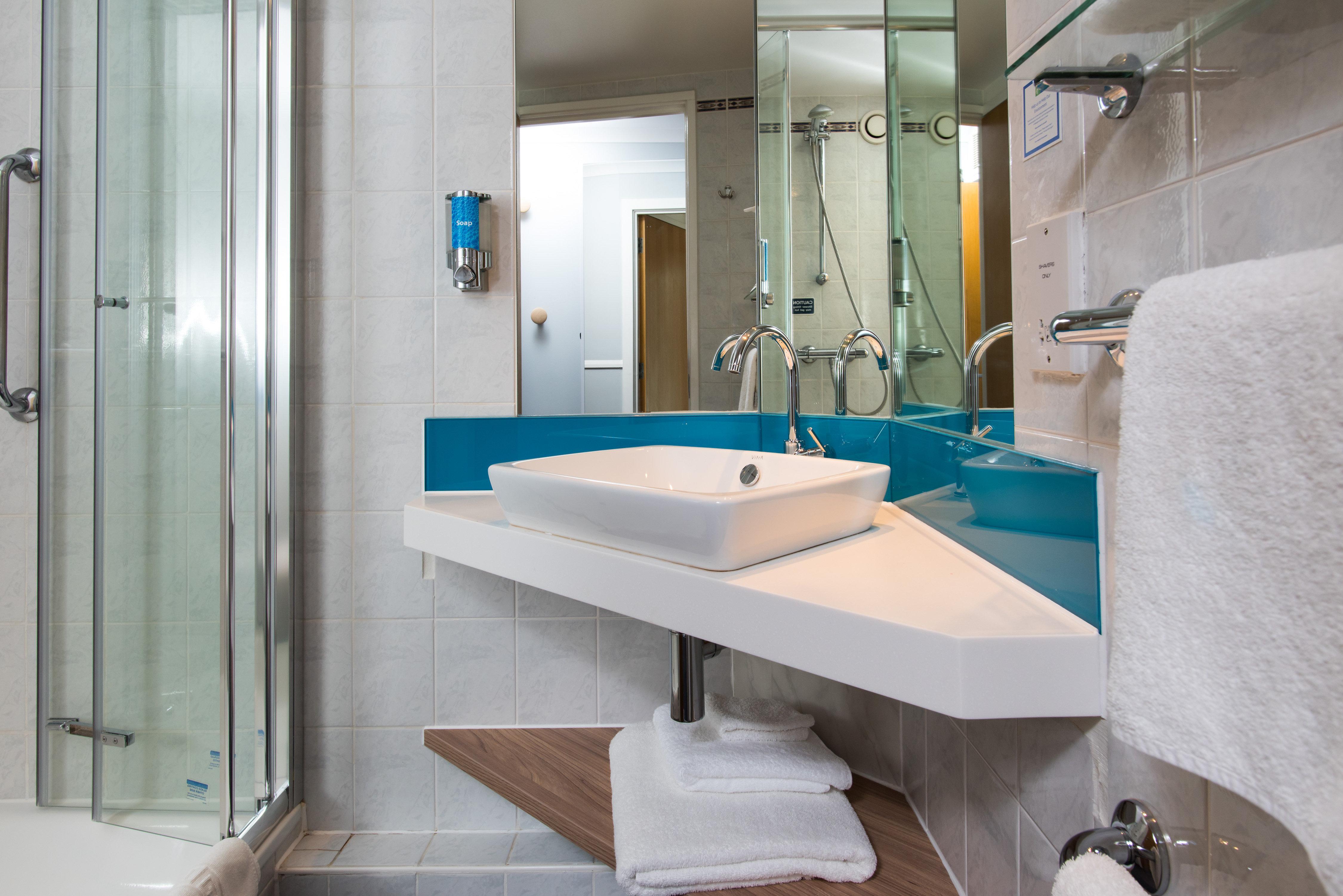 Hotel Express London-hammersmith By Ihg 3*