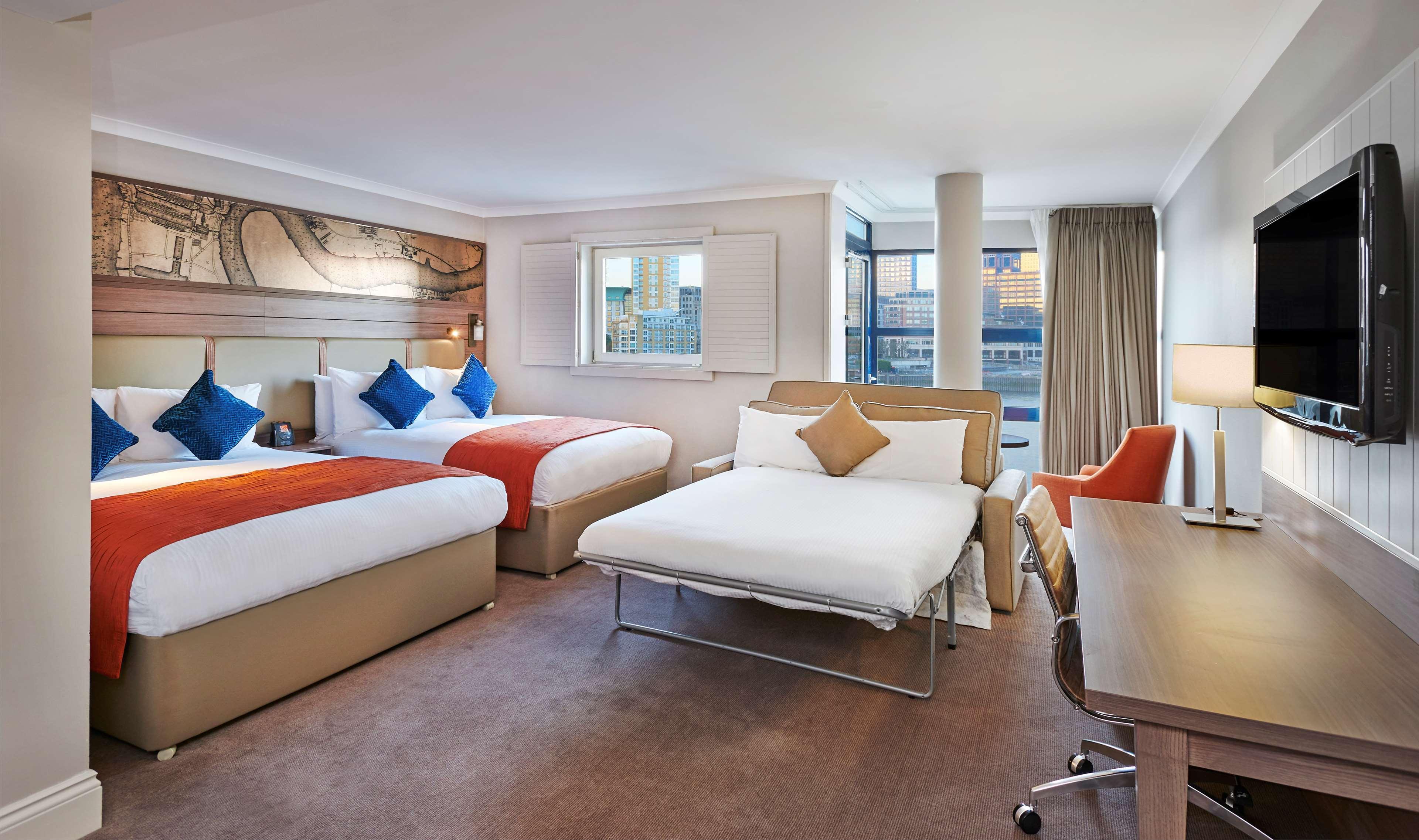 Doubletree By Hilton - Docklands Riverside Hotel