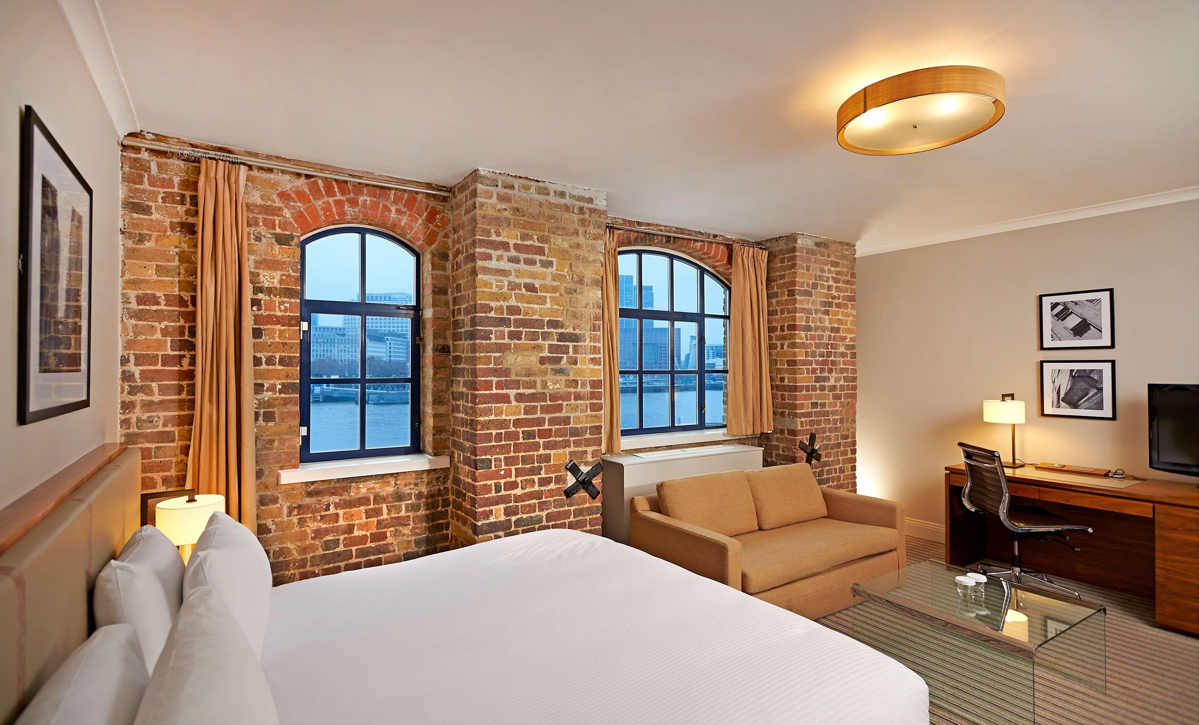 Doubletree By Hilton - Docklands Riverside Hotel London