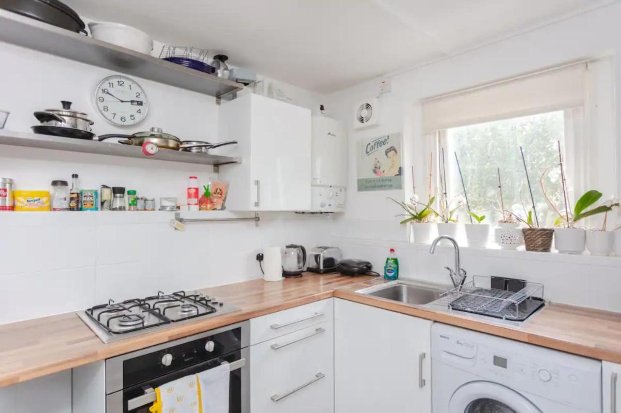 Cheerful 1 Bedroom In Vibrant Maida Vale