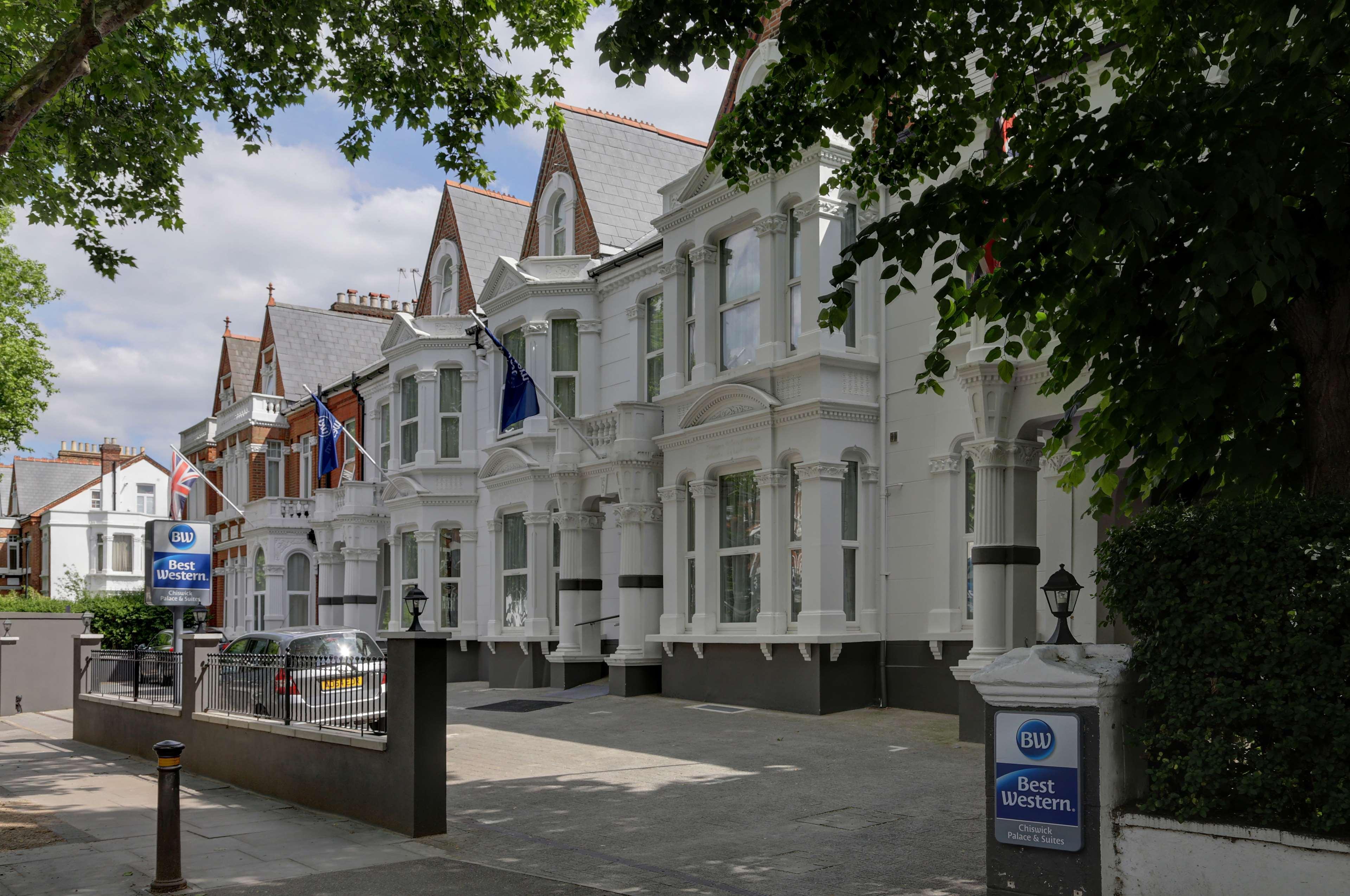 Western Chiswick Palace&suites Hotel 3*