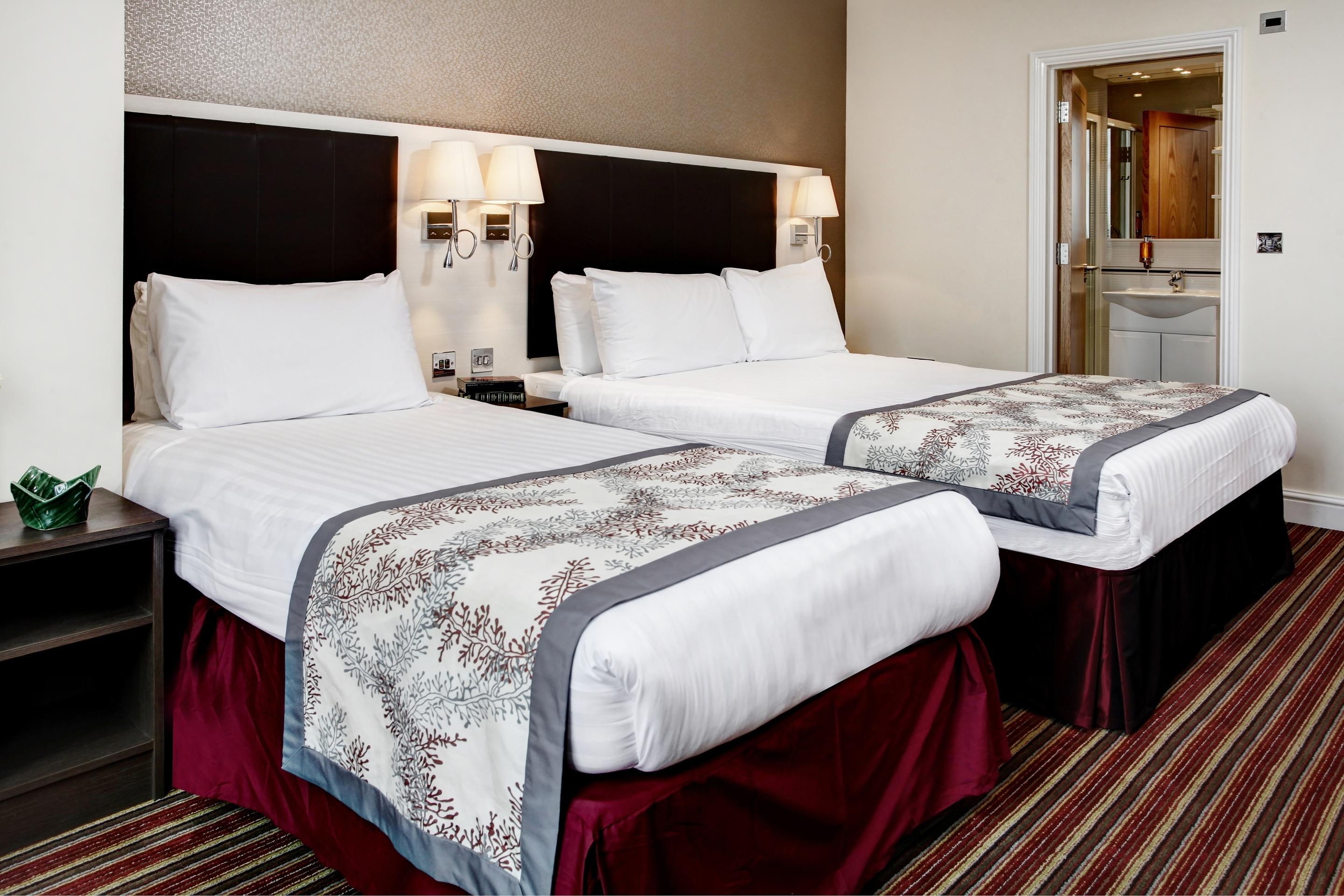Hotel Western Chiswick Palace&suites 3*