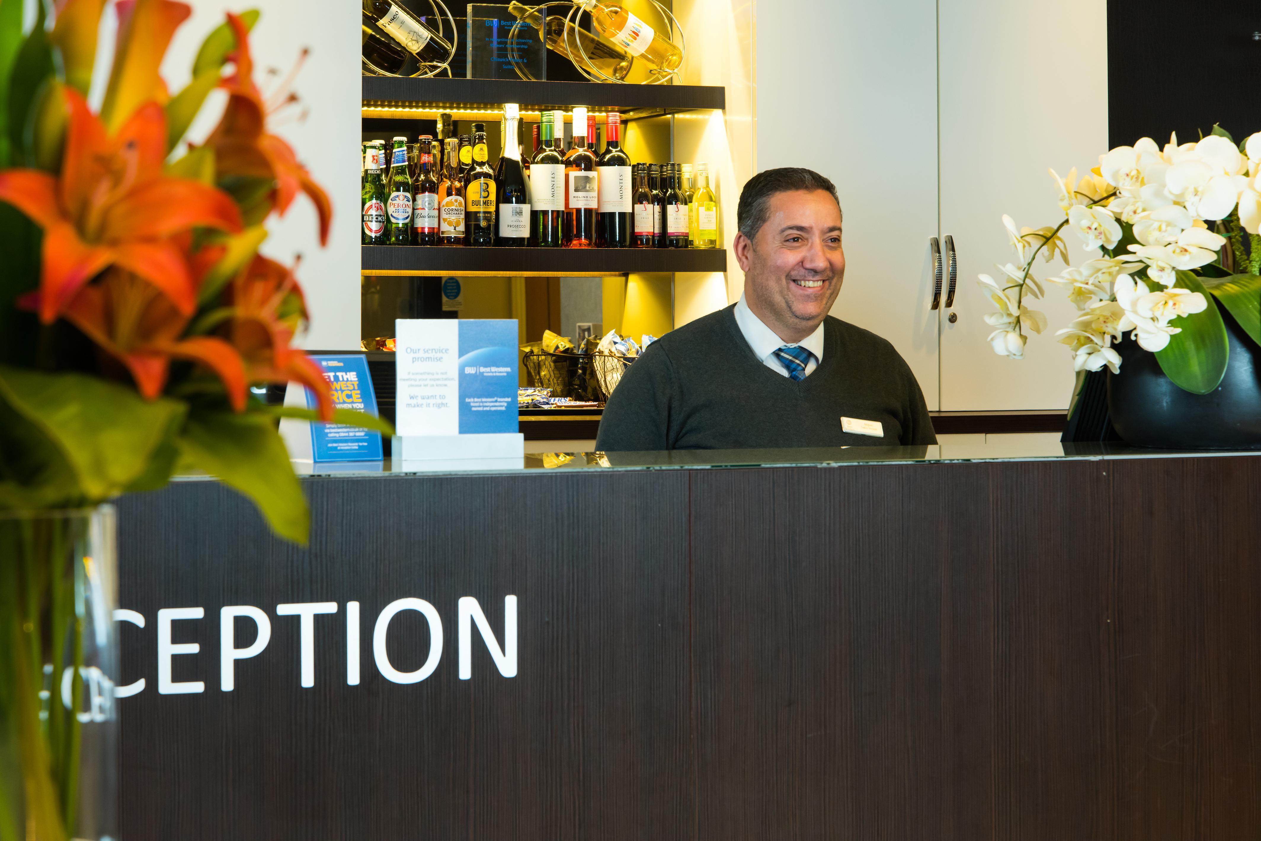 Western Chiswick Palace&suites London