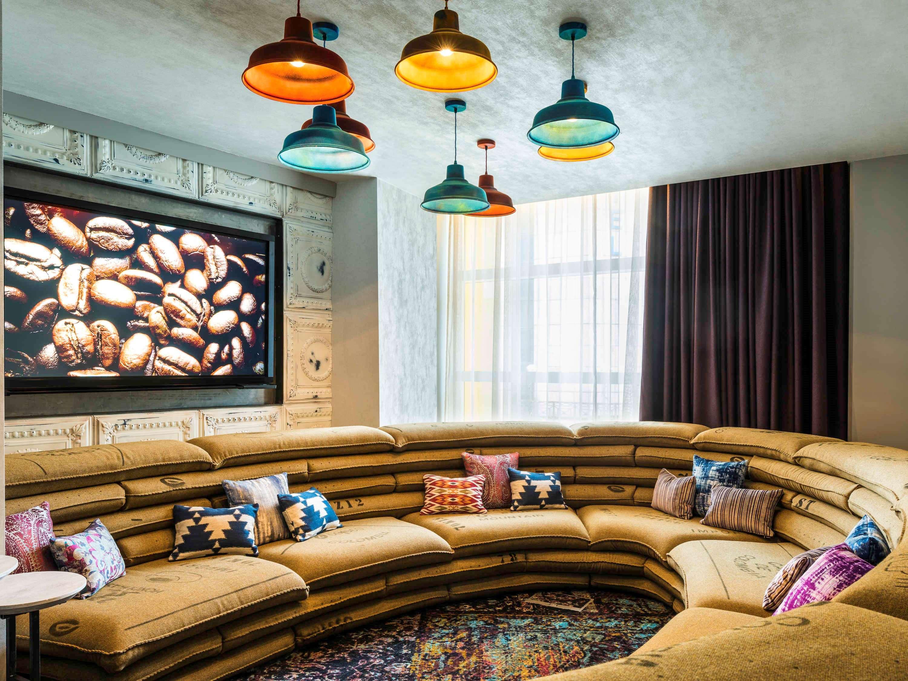 Hotel Novotel Canary Wharf 4*
