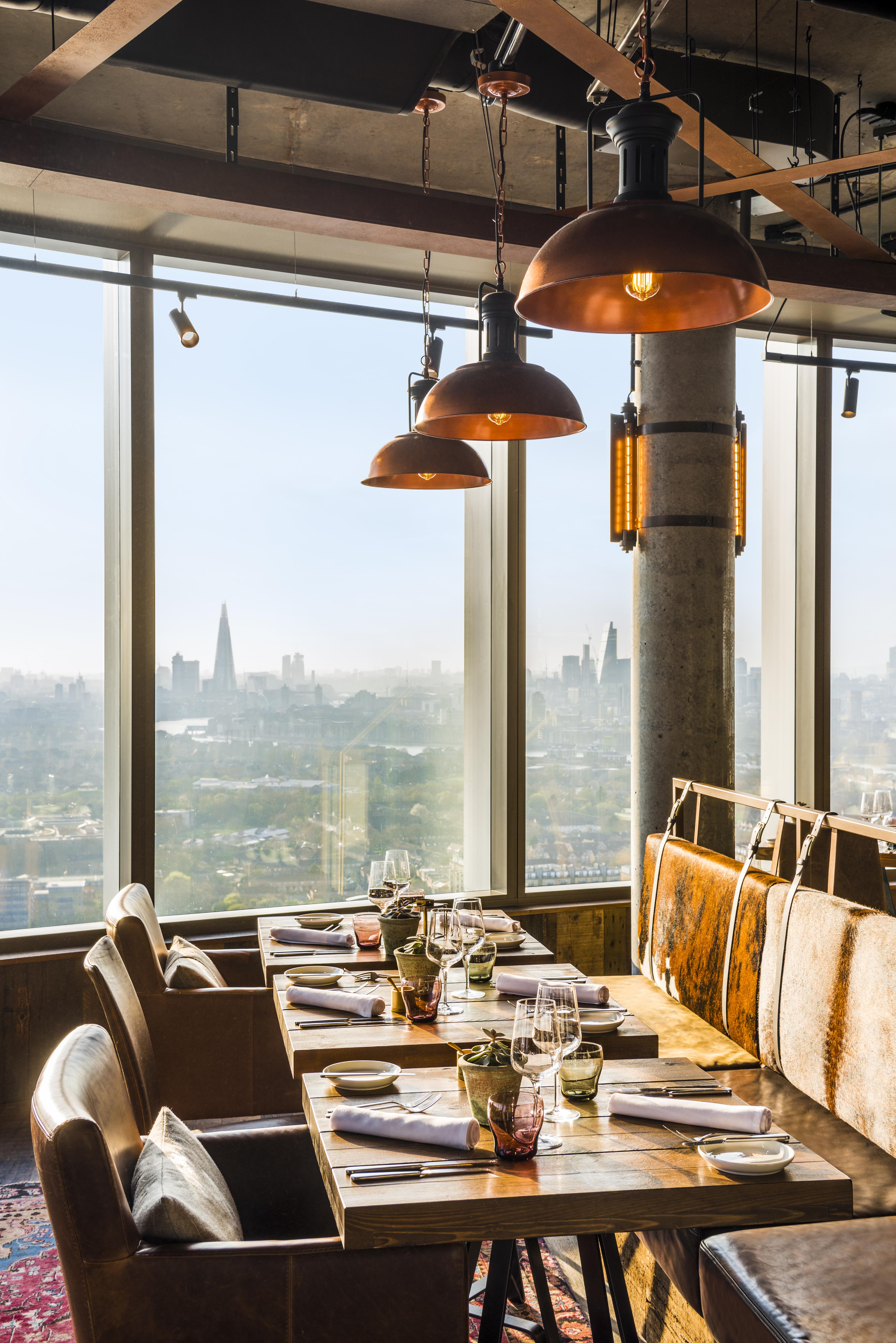 Novotel Canary Wharf 4*