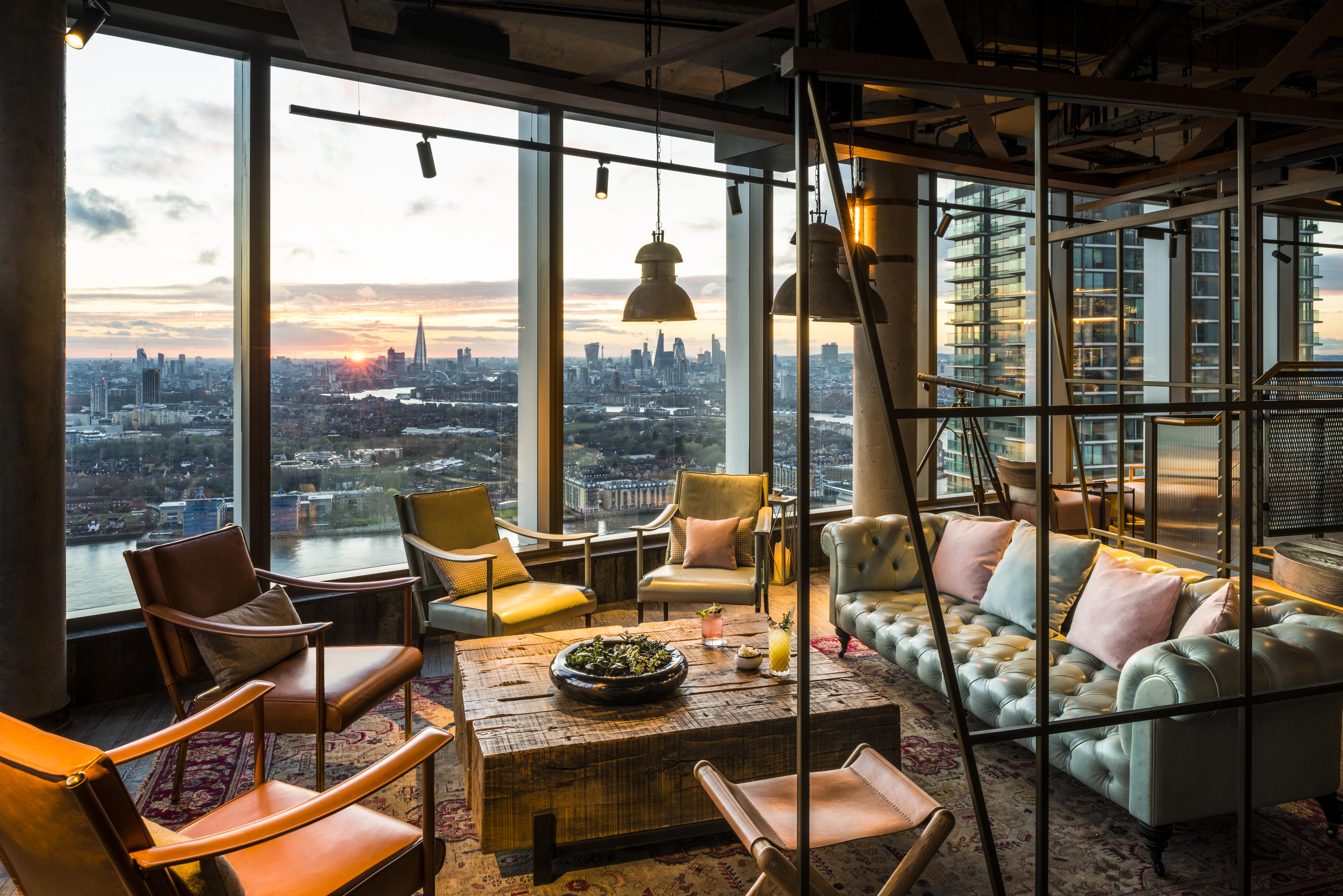 Hotel Novotel Canary Wharf 4*