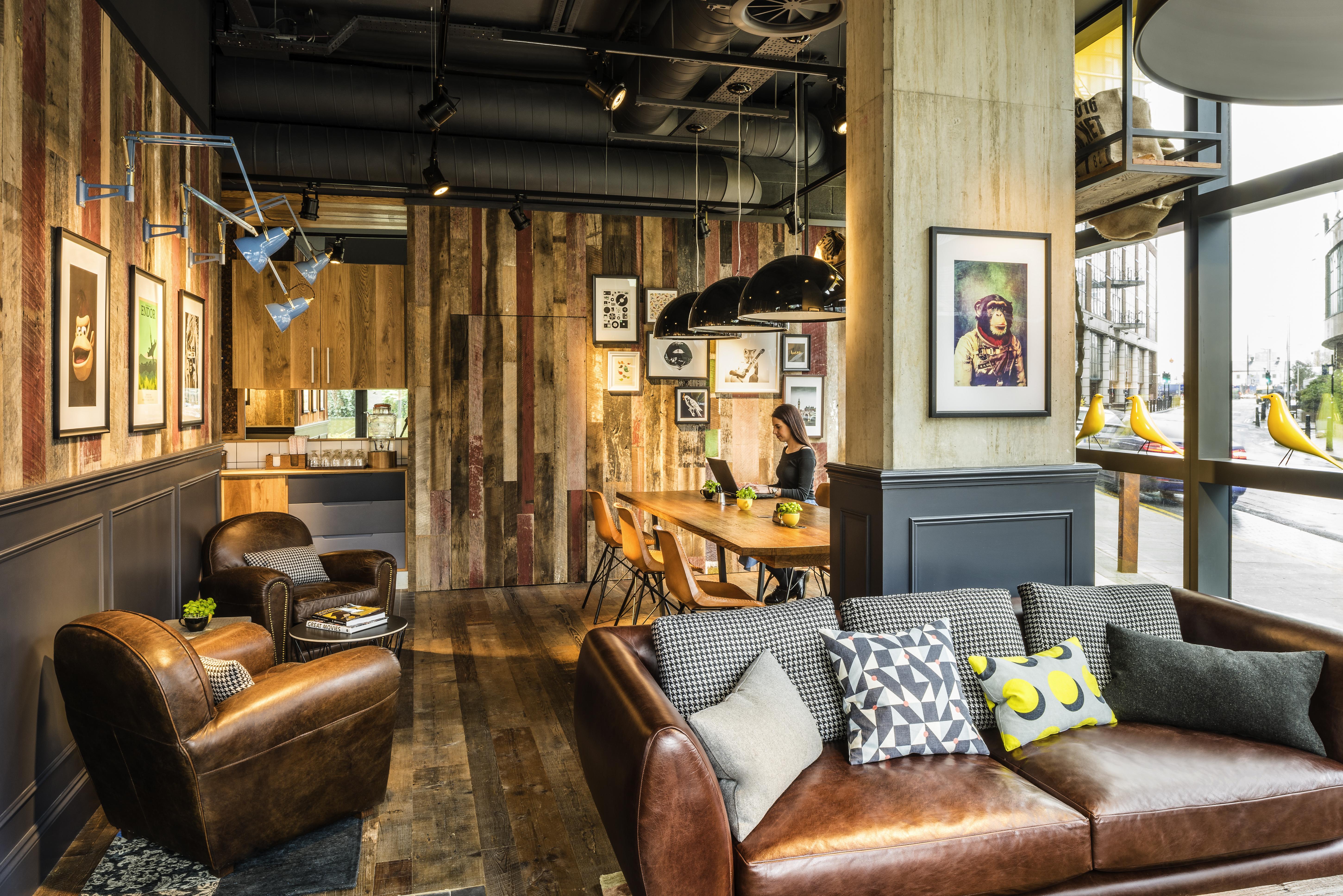 Hotel Novotel Canary Wharf 4*