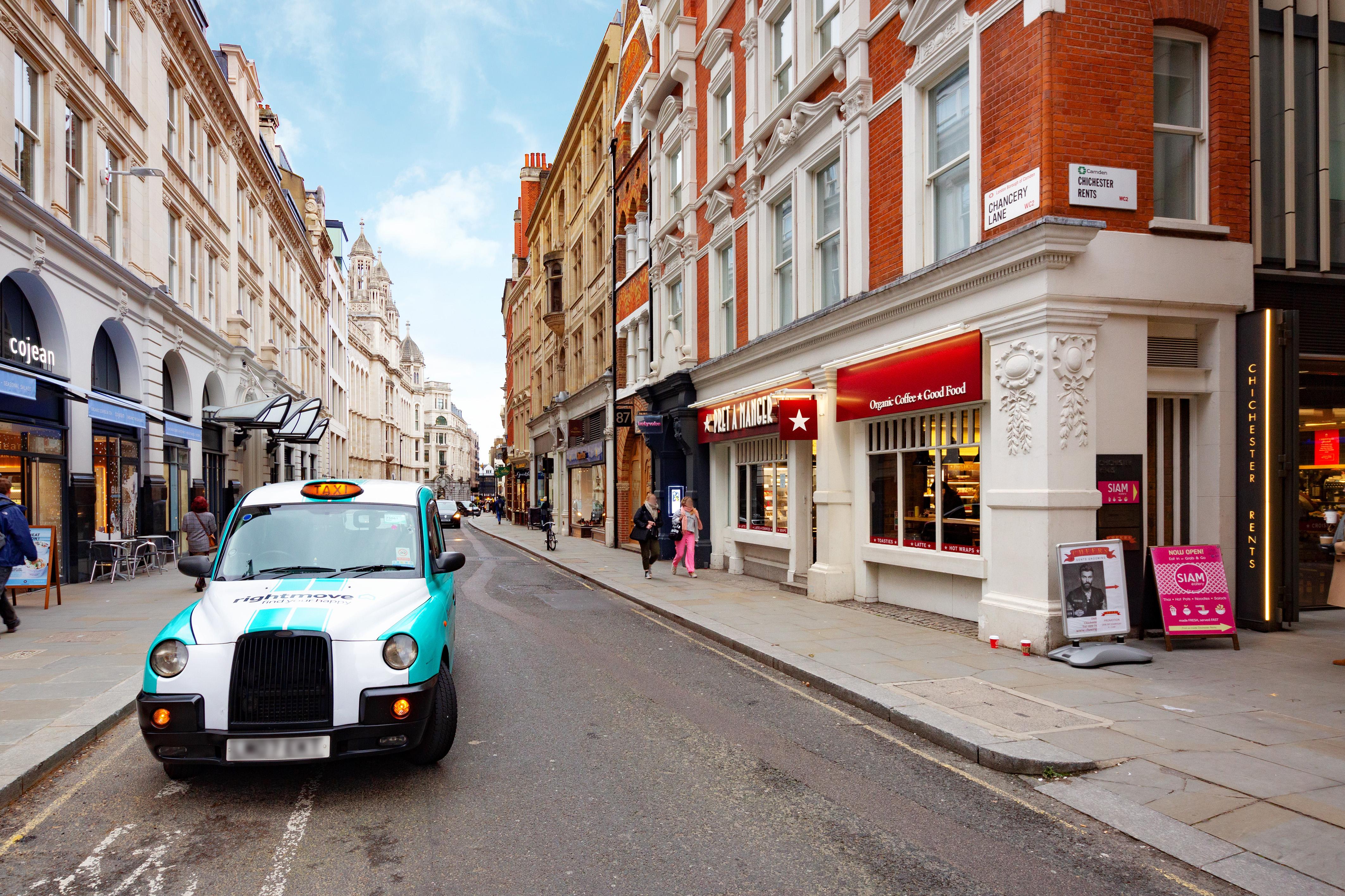 Chancery Lane Apartment