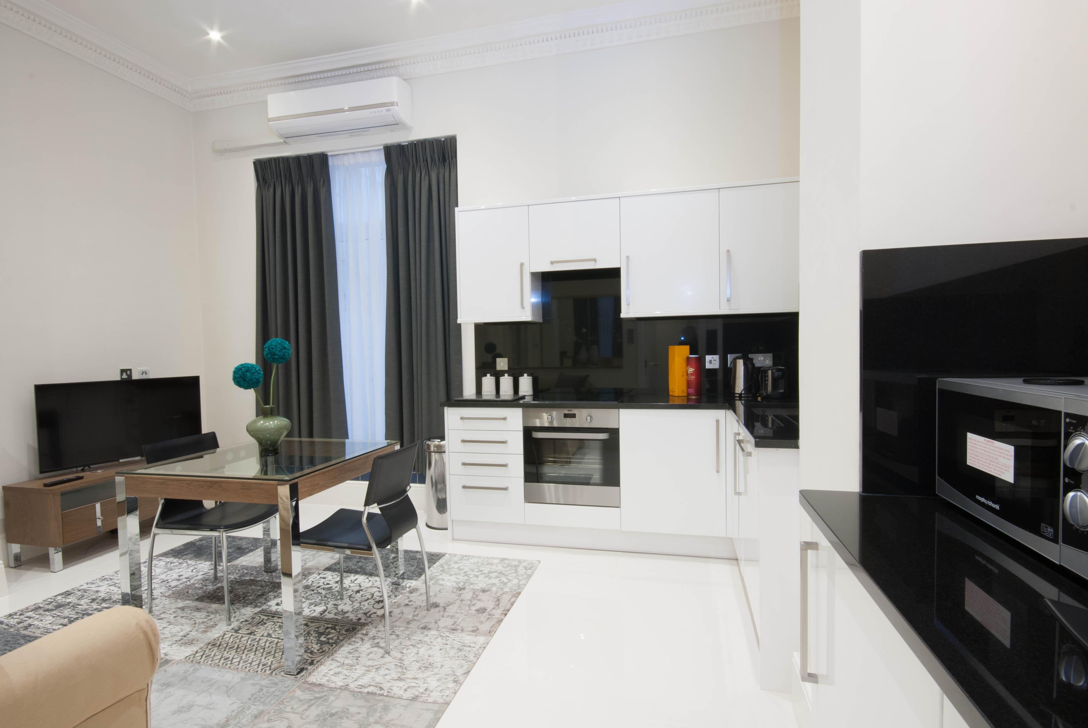 Queensgate Court Aparthotel London
