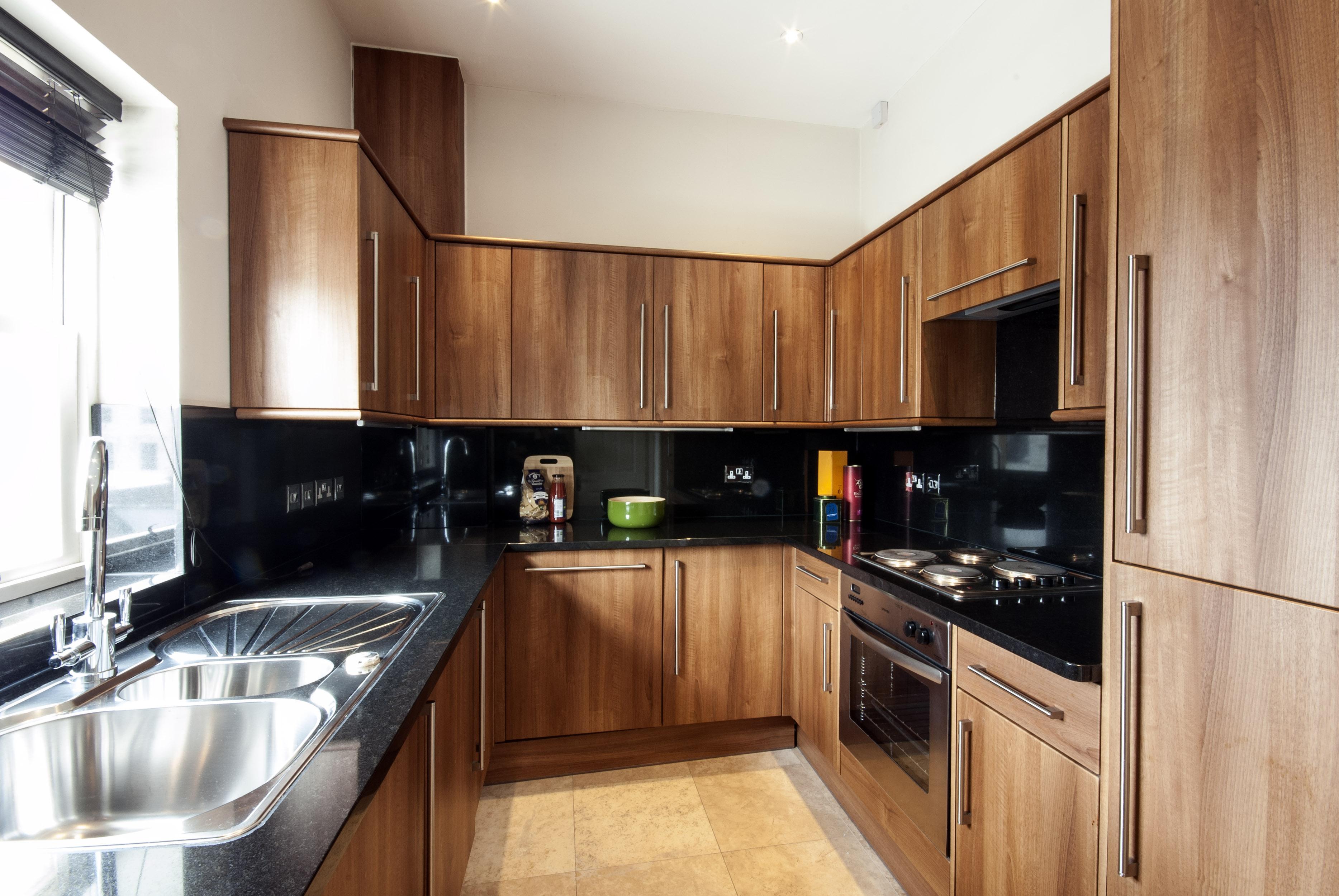 Queensgate Court Aparthotel 4*