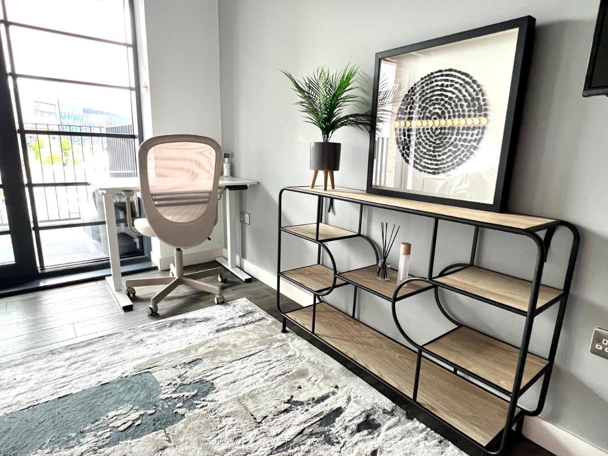 Two Bedroom Ferrum Wembley Park Apartamento *