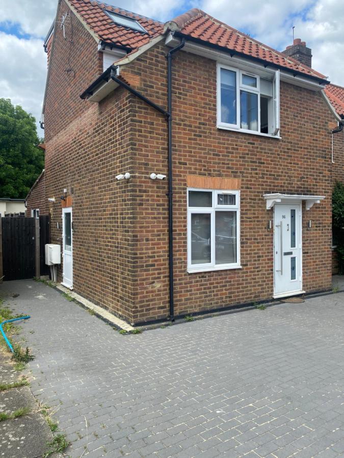 Apartment West Acton Studio Flat *