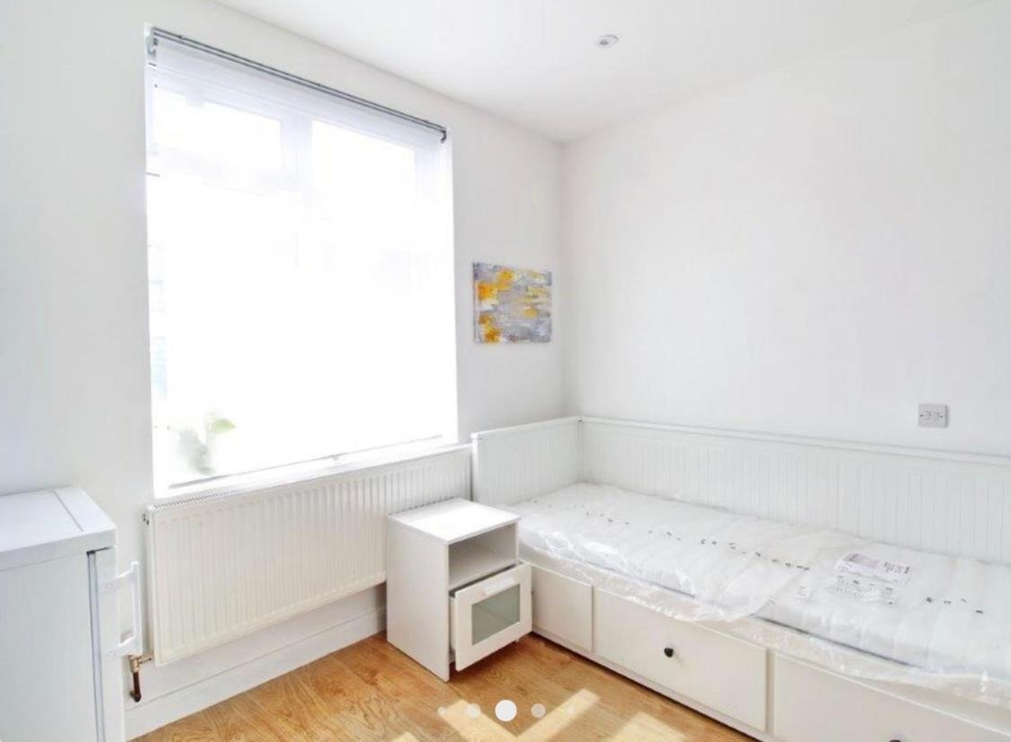 Apartment West Acton Studio Flat London