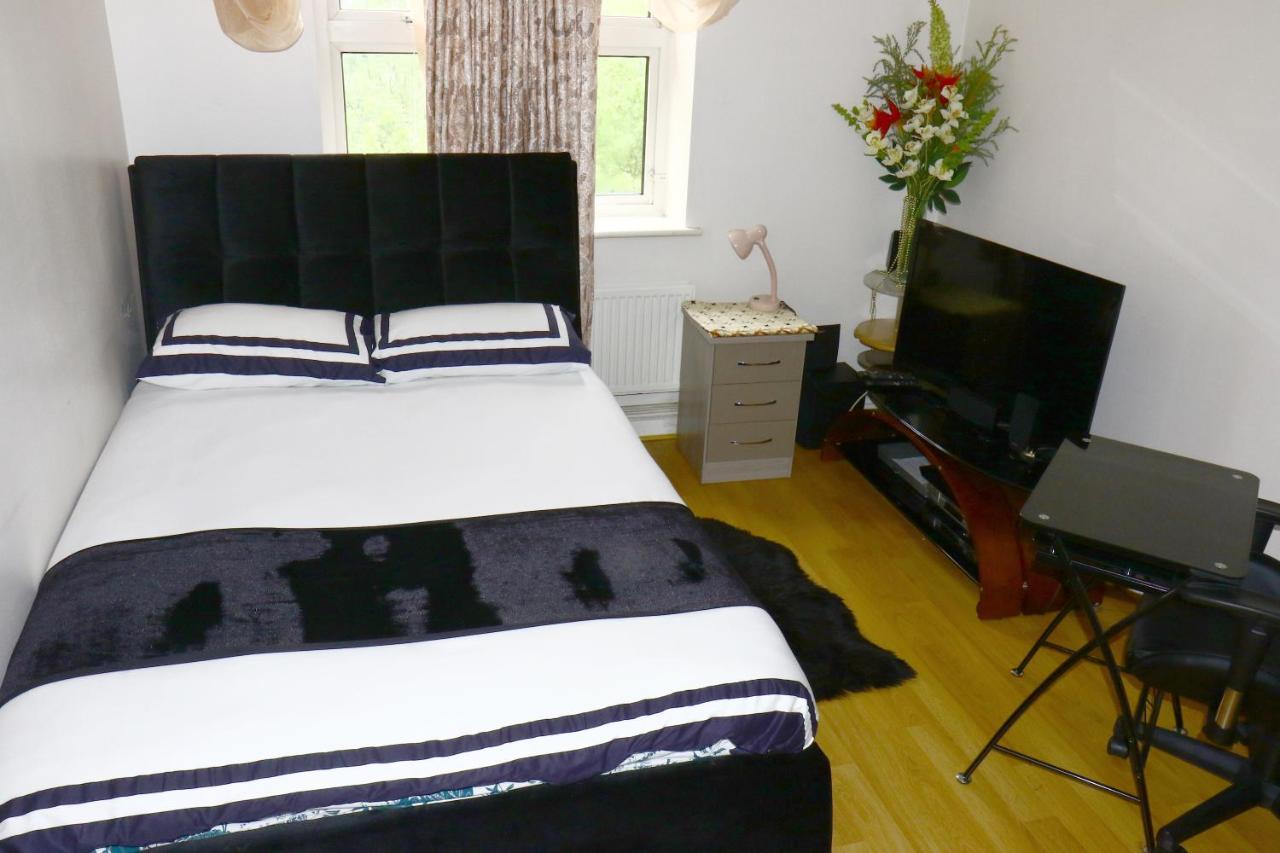 Central London Rooms Homestay *