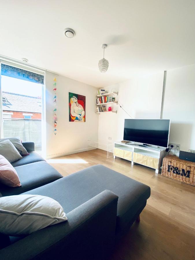 Apartment Stylish 2bed2bath Flat Roof Garden View