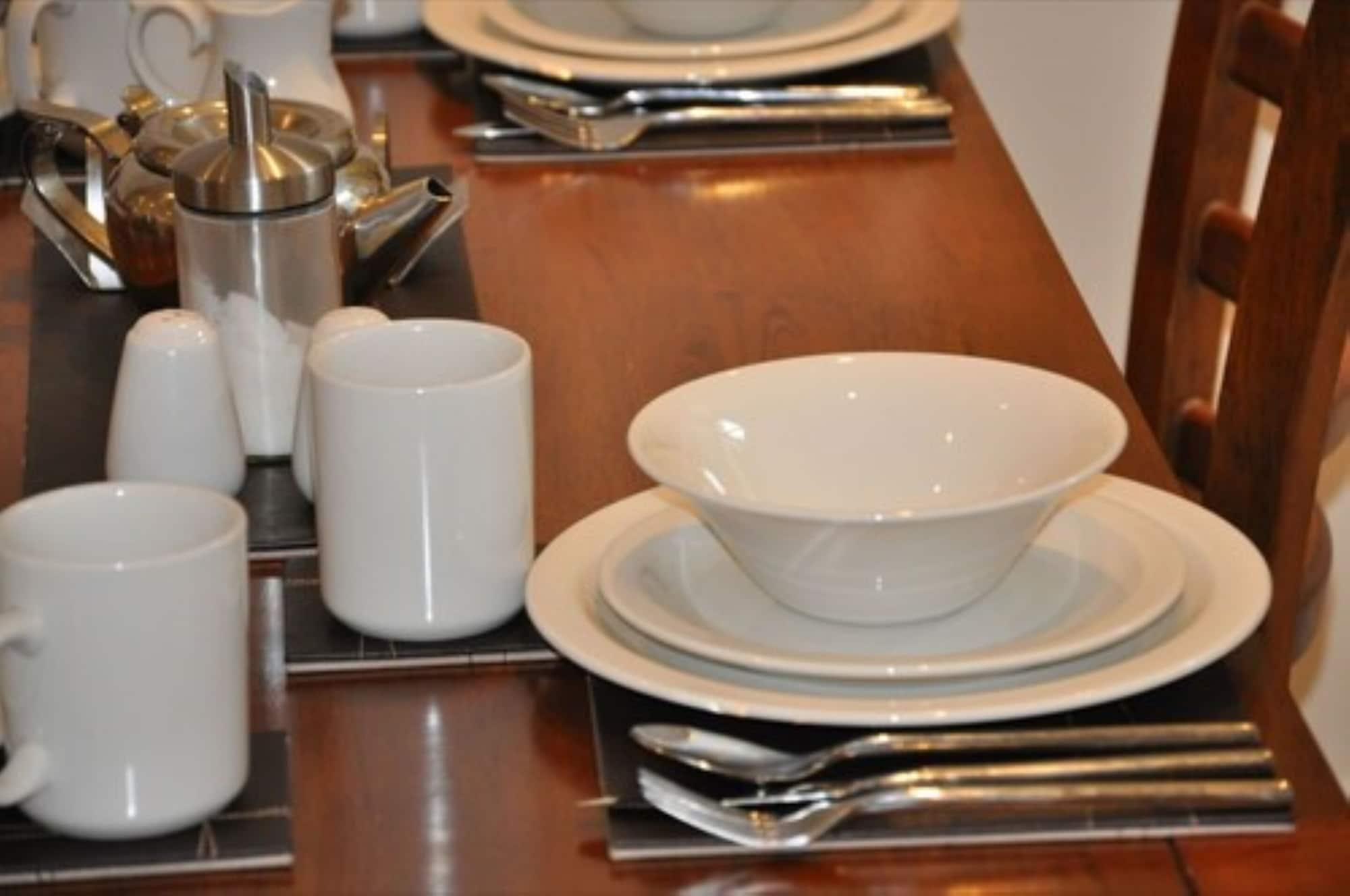 Queens Hotel London