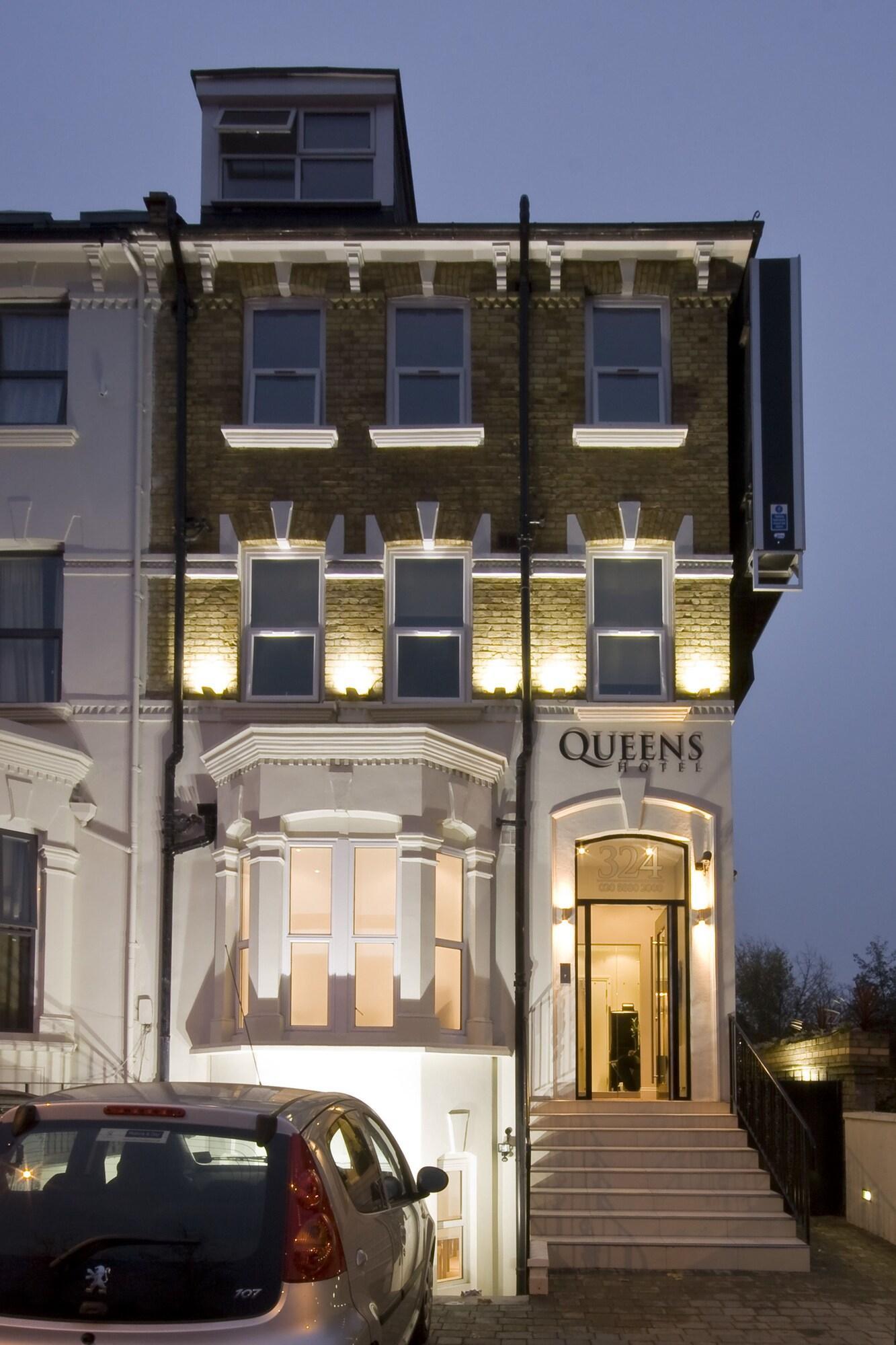 Queens Hotel London