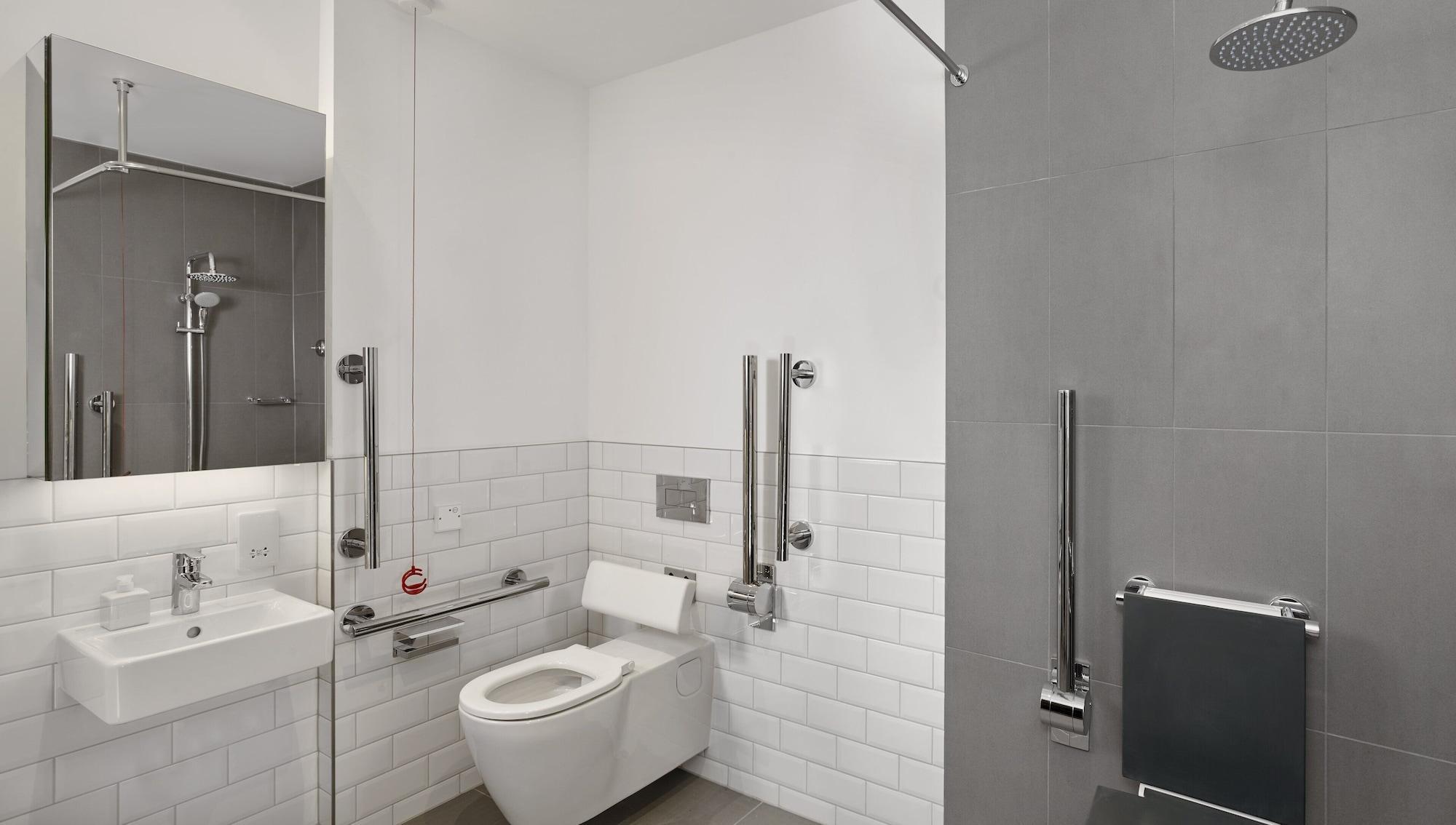 Citadines Islington 4*