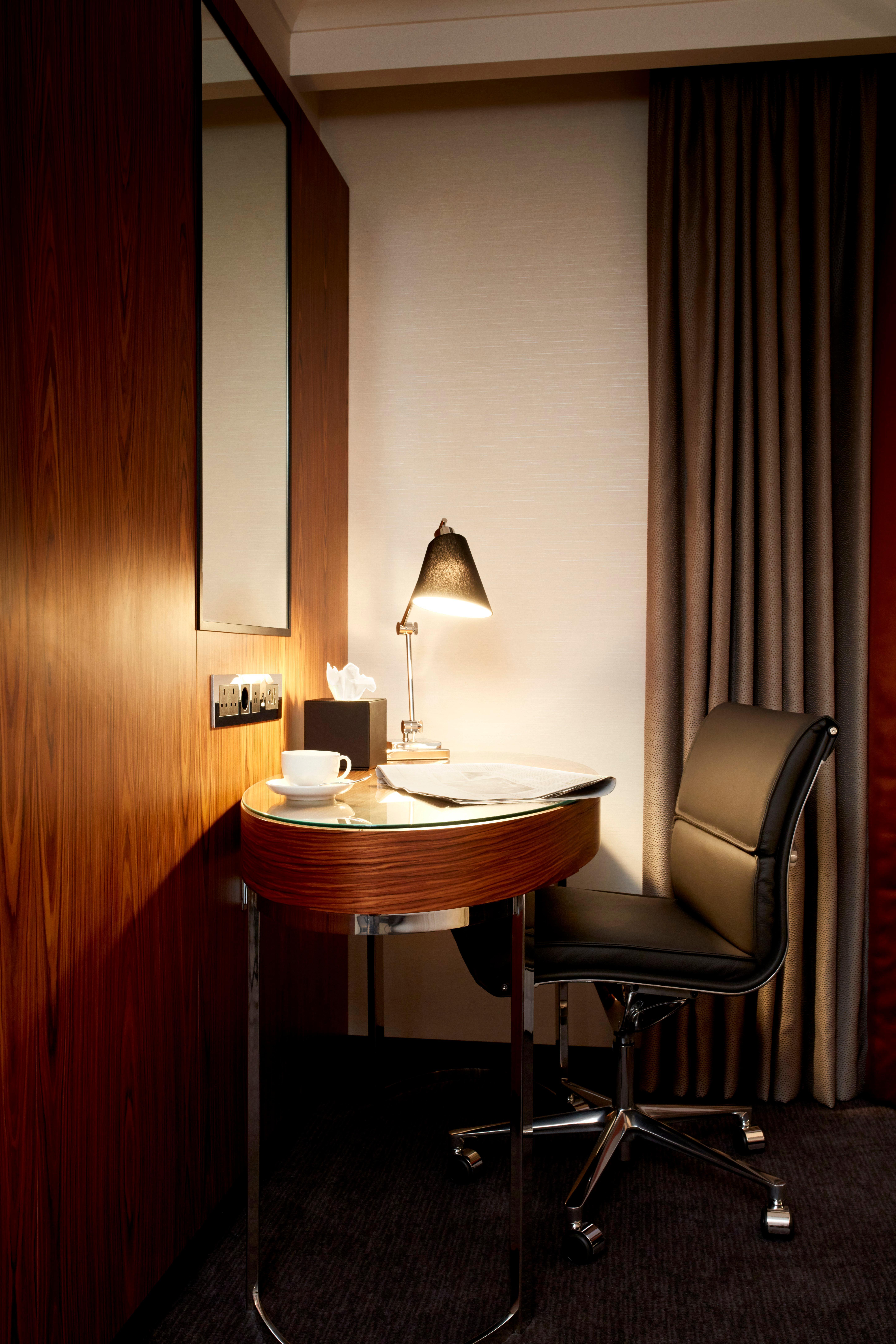 Hyatt Regency Embankment 4*