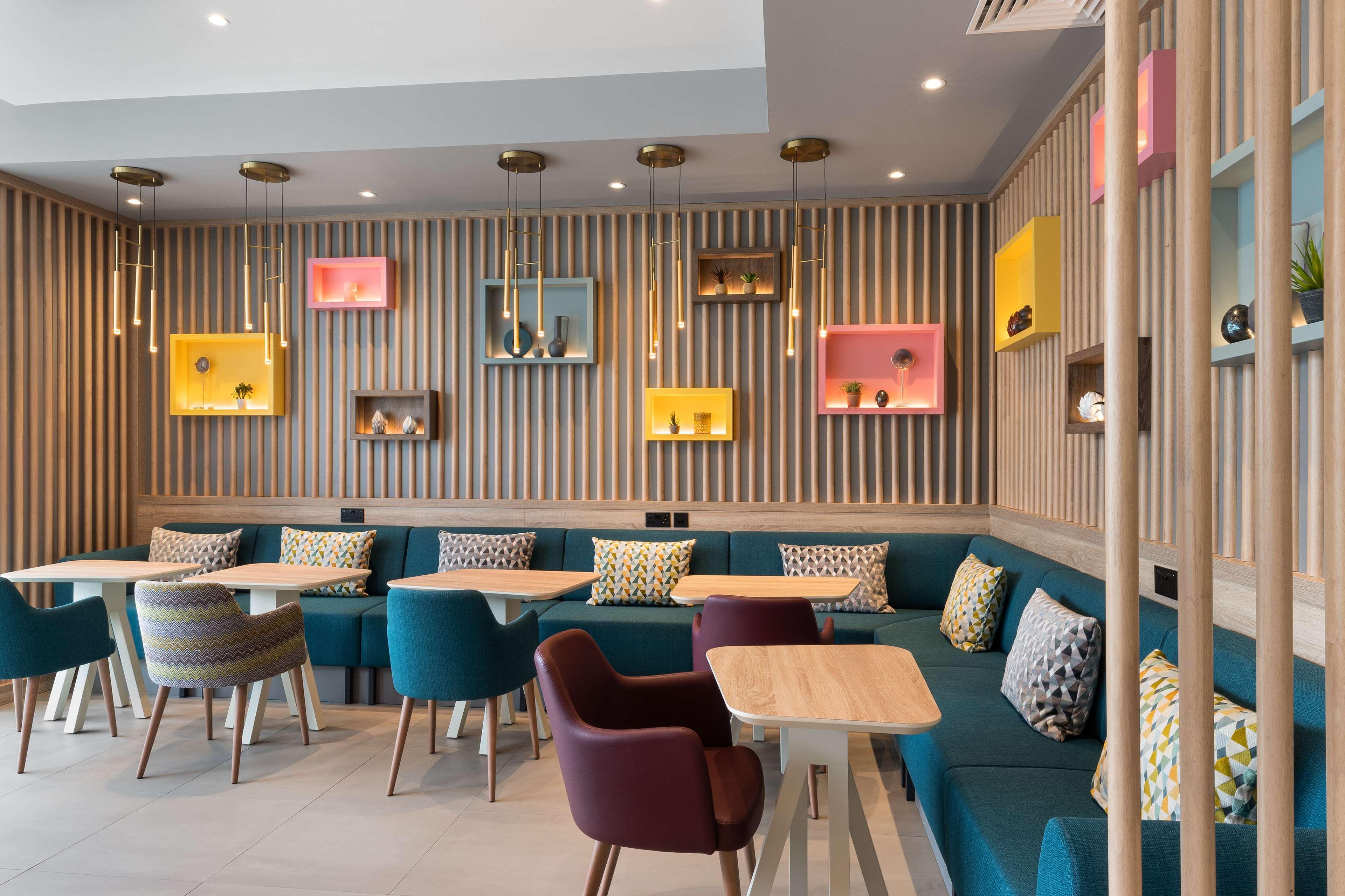Hotel Hampton By Hilton Ealing London