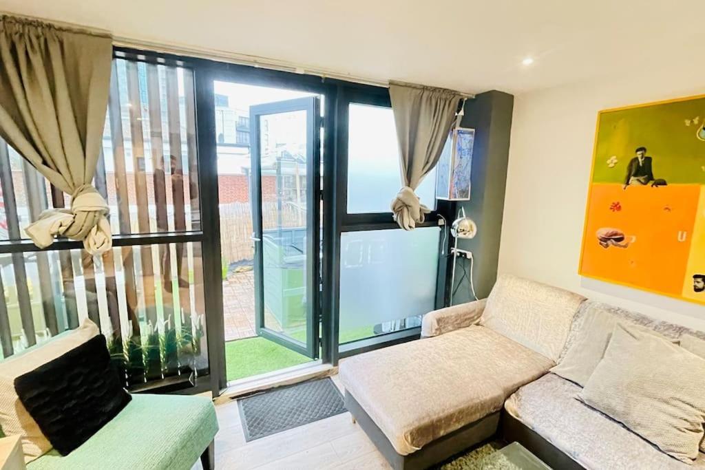 Brick Lane Living Quarters Apartment