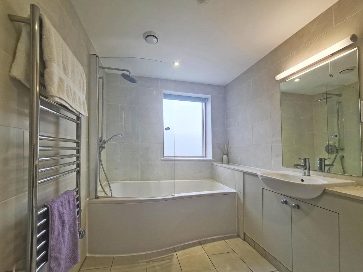 3 Benbow Mews Apartment *