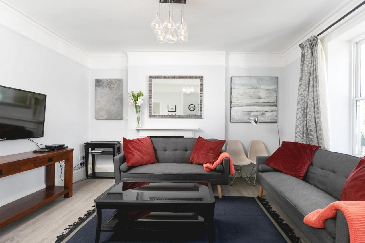 Apartment Penthousestays Notting Hill - Chic 2 Bedroom W/ King Beds - Near Portobello Road & Kensington High Street *