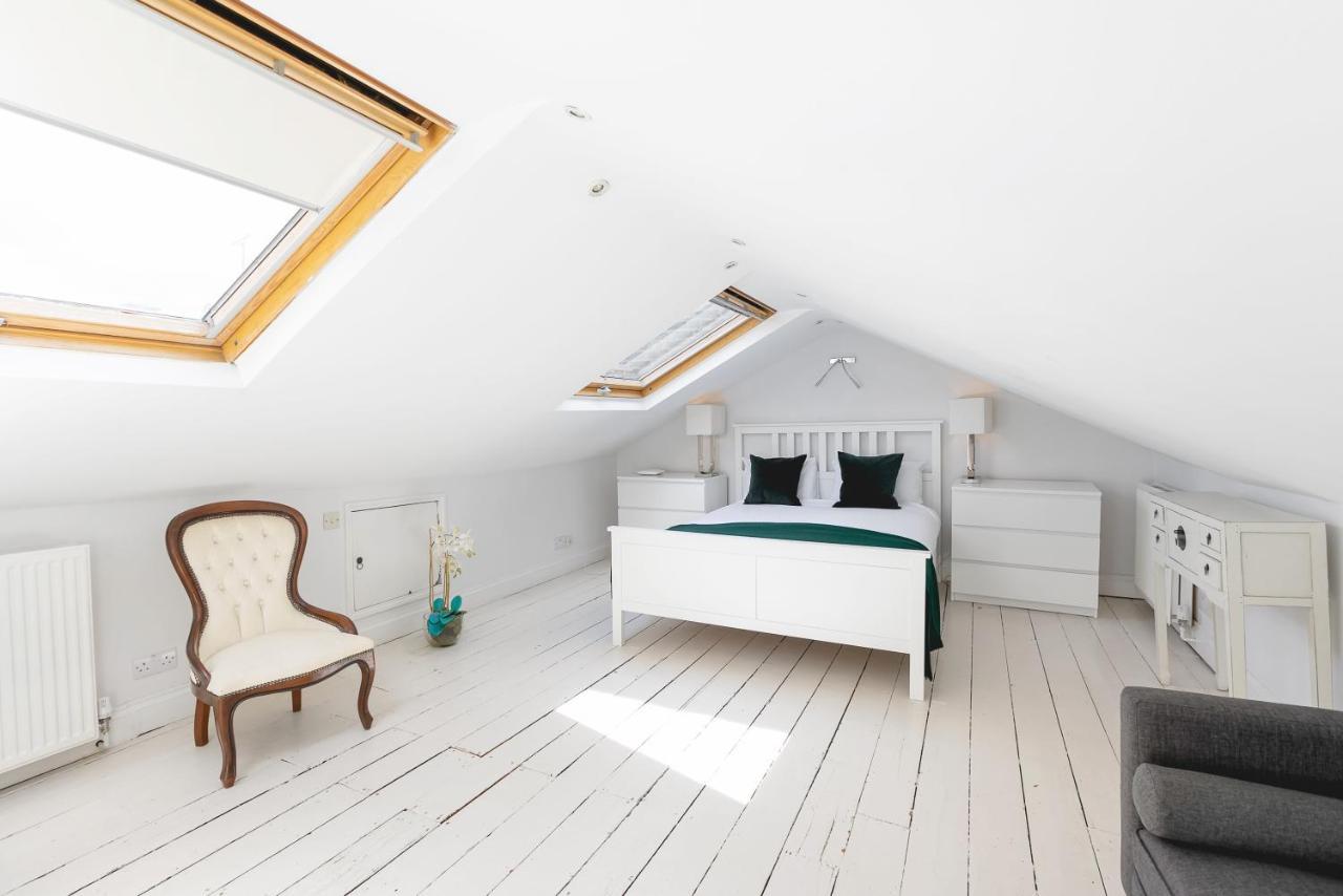Penthousestays Notting Hill - Chic 2 Bedroom W/ King Beds - Near Portobello Road & Kensington High Street Apartment London