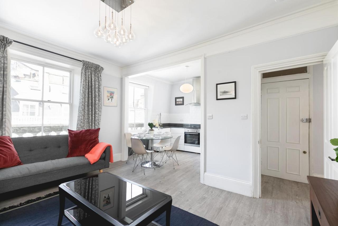 Penthousestays Notting Hill - Chic 2 Bedroom W/ King Beds - Near Portobello Road & Kensington High Street Apartment