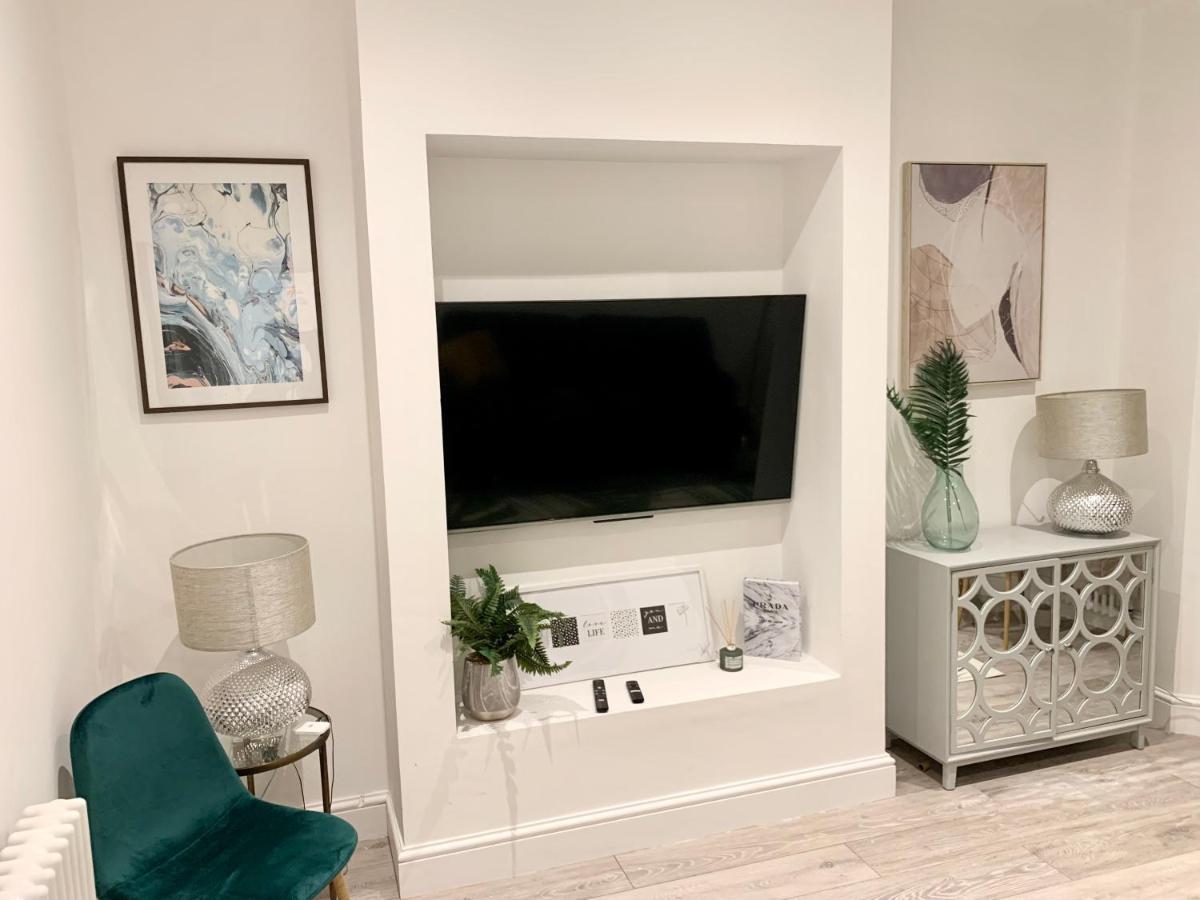 Apartamento Modern 2 Bedroom With Private Garden Near Canary Wharf