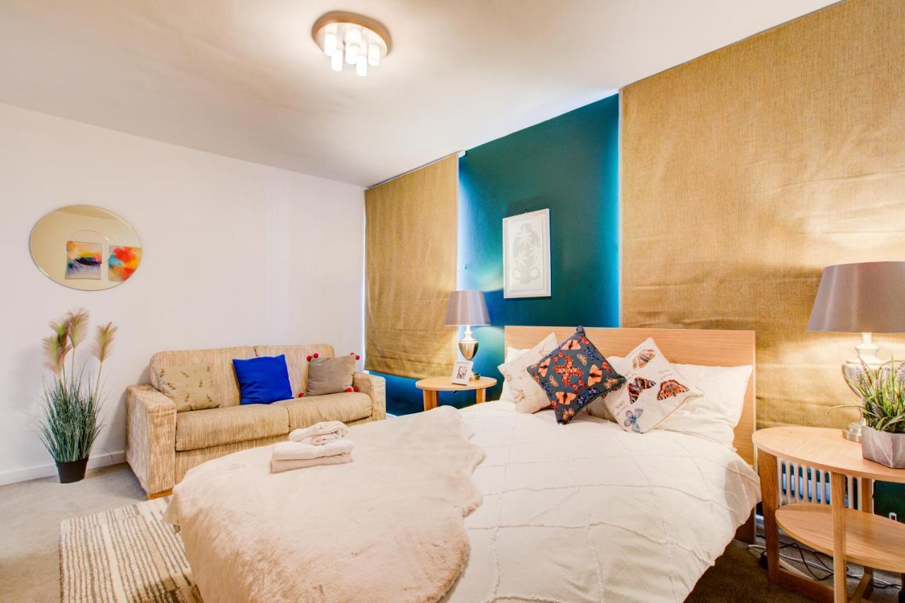 Apartamento 3-bedroom, 3-baths In Super Posh Marylebone, Central London, W1 *