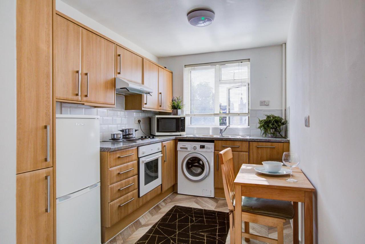 3-bedroom, 3-baths In Super Posh Marylebone, Central London, W1 Apartamento *