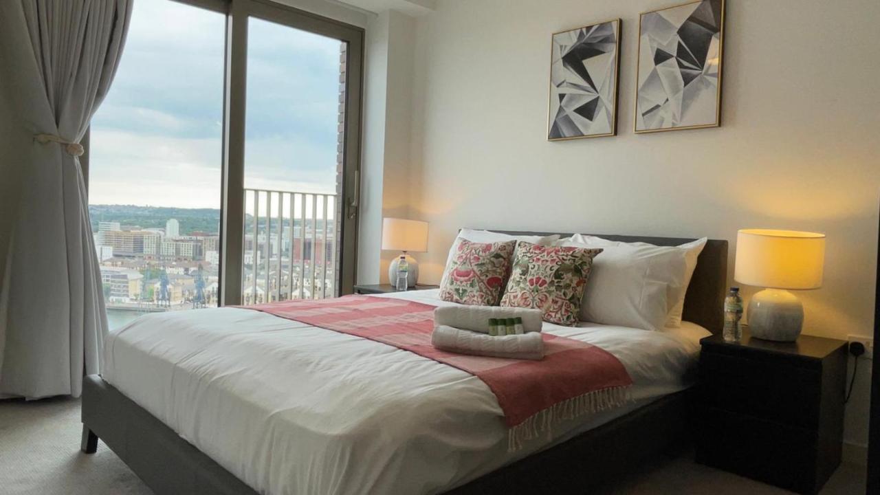 Luxury Three Bed By Excel Apartamento Londres