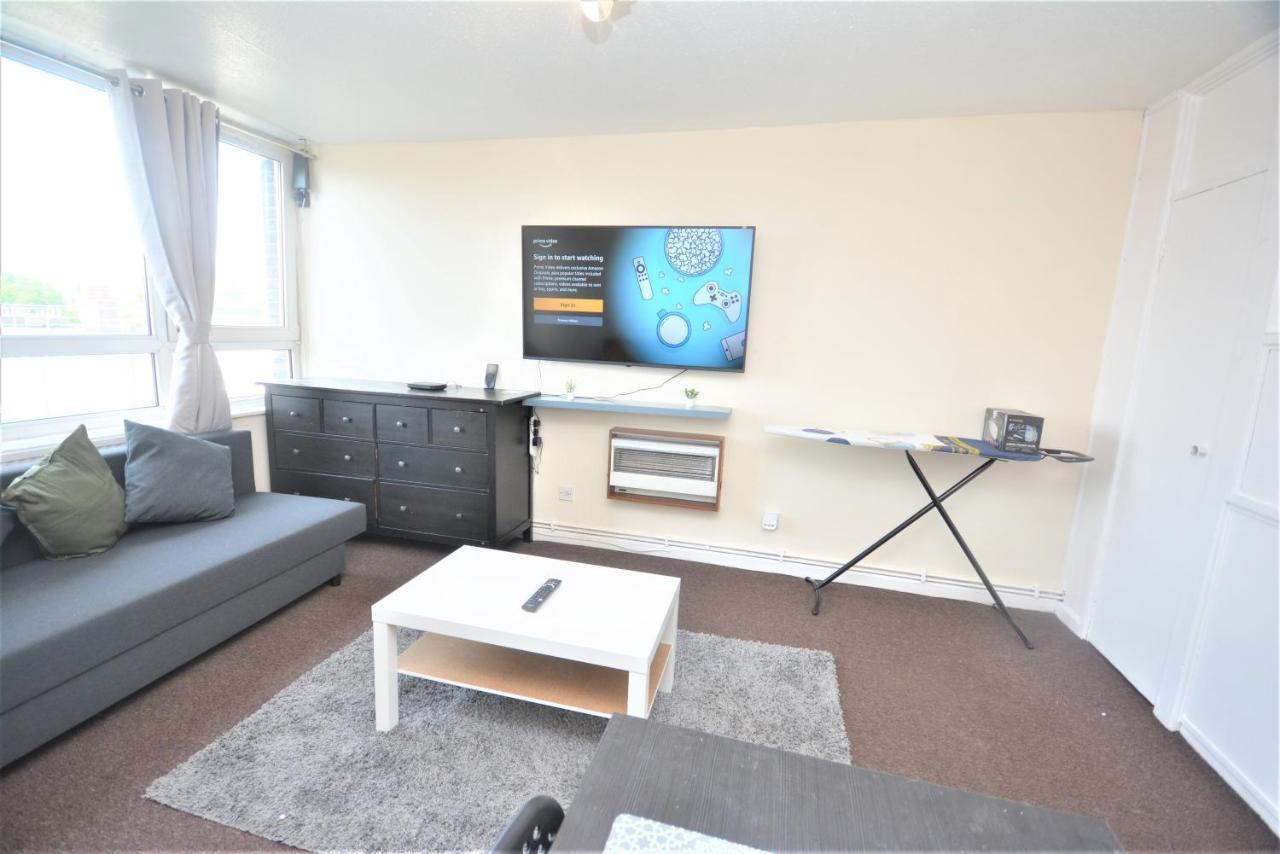 Apartment Zone 2 Two Bedroom Maisonette London
