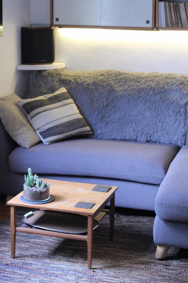 Apartment Traditional Victorian 2 Bed In Cobbled Street + Mod Cons - Full
