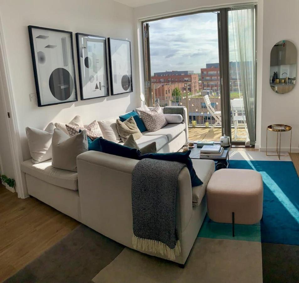 Apartment Stylish And Chic 1 Bedroom In Canning Town