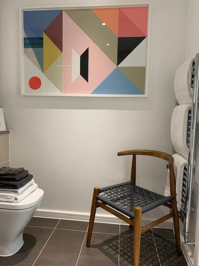 Stylish And Chic 1 Bedroom In Canning Town