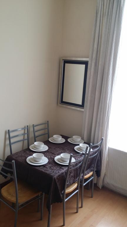 Kensington And Chelsea Apartment