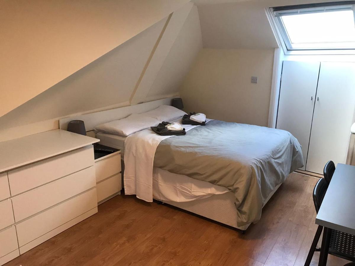 Gasthof Willesden London