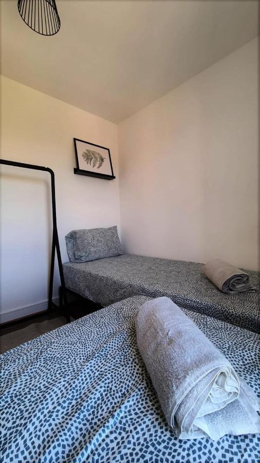 Lovely 5 Sleeper Flat - Upper Clapton Apartment *