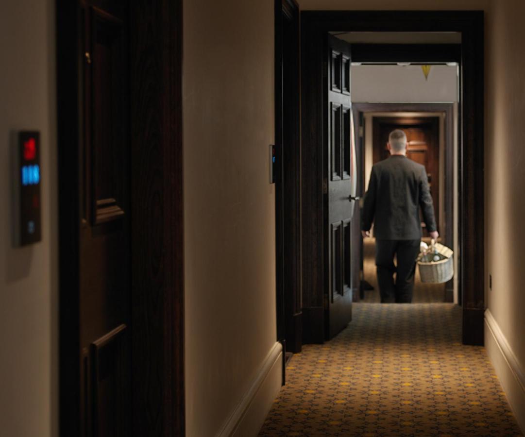 Hotel The Lalit London