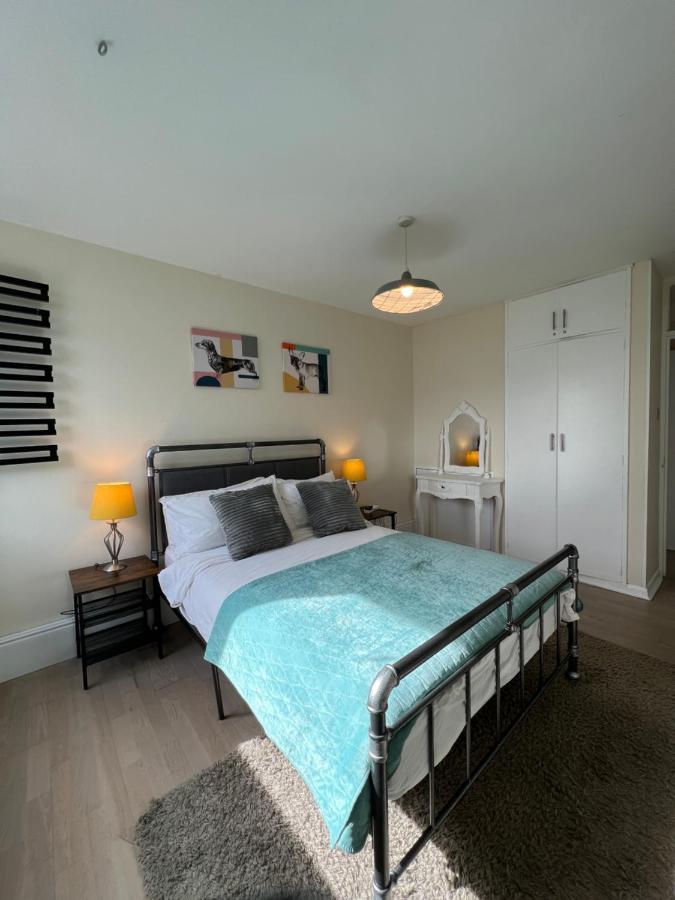 Abbey Road Apartment *