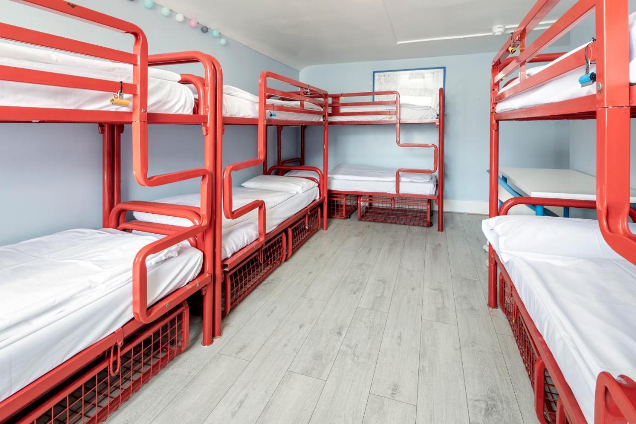 Astor Victoria Hostel London