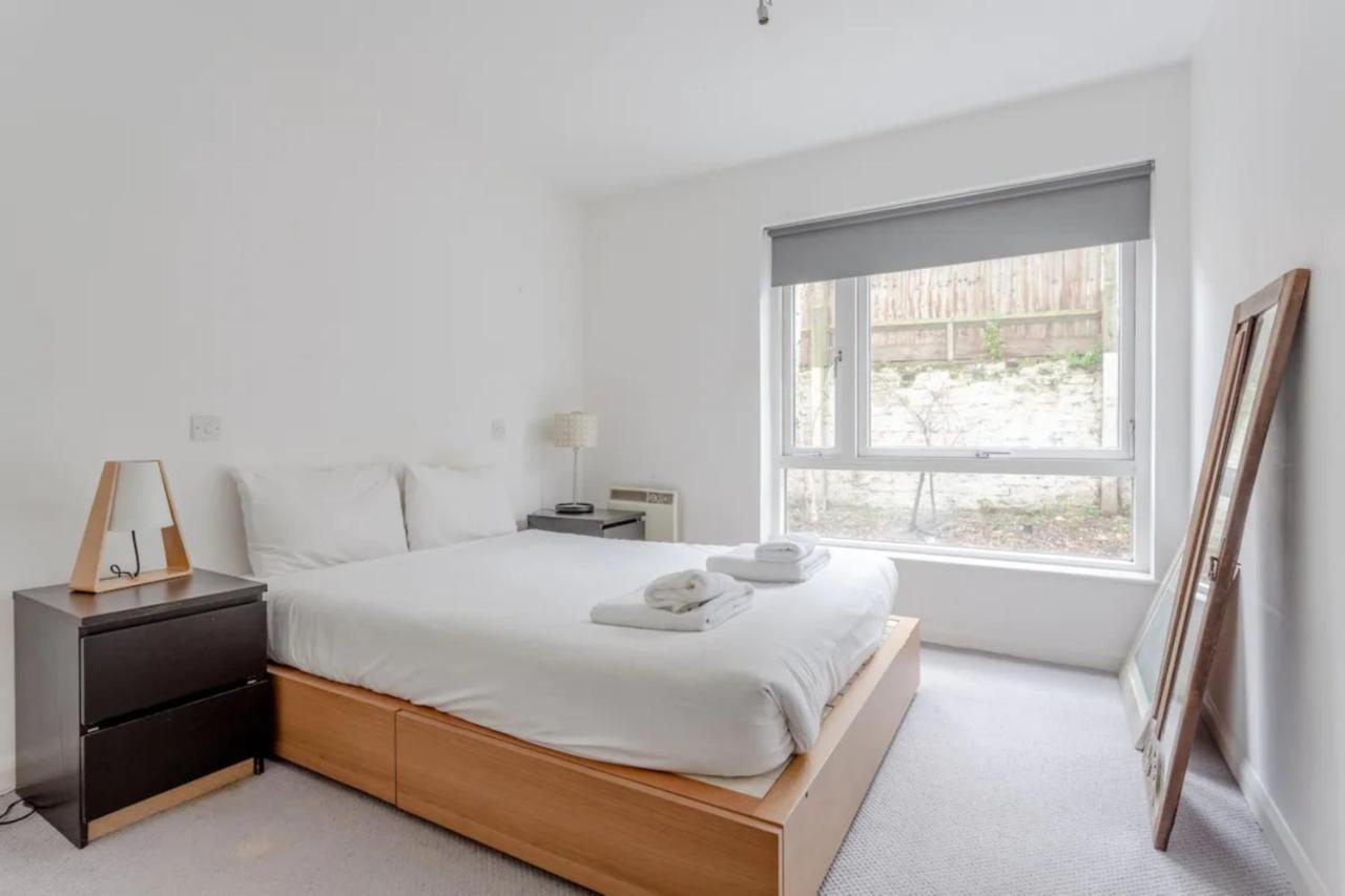 Apartment Spacious 1 Bed Near Shoreditch Park *