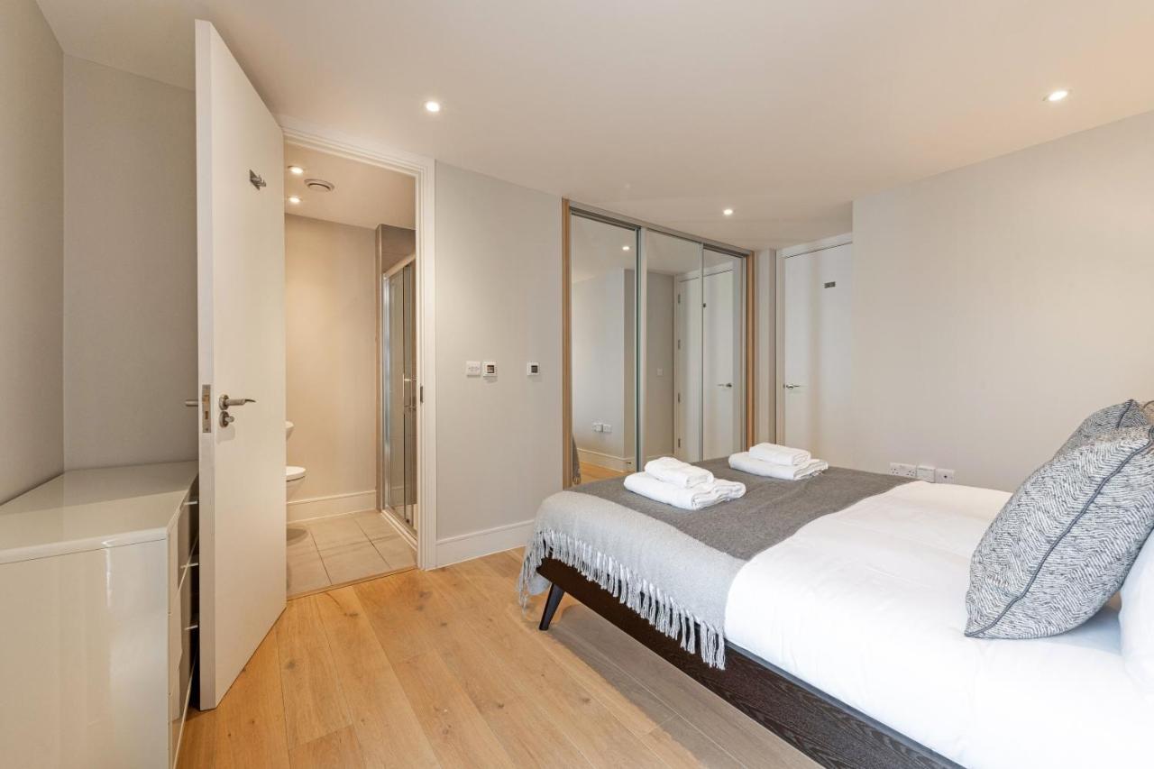 Stayo Southbank London