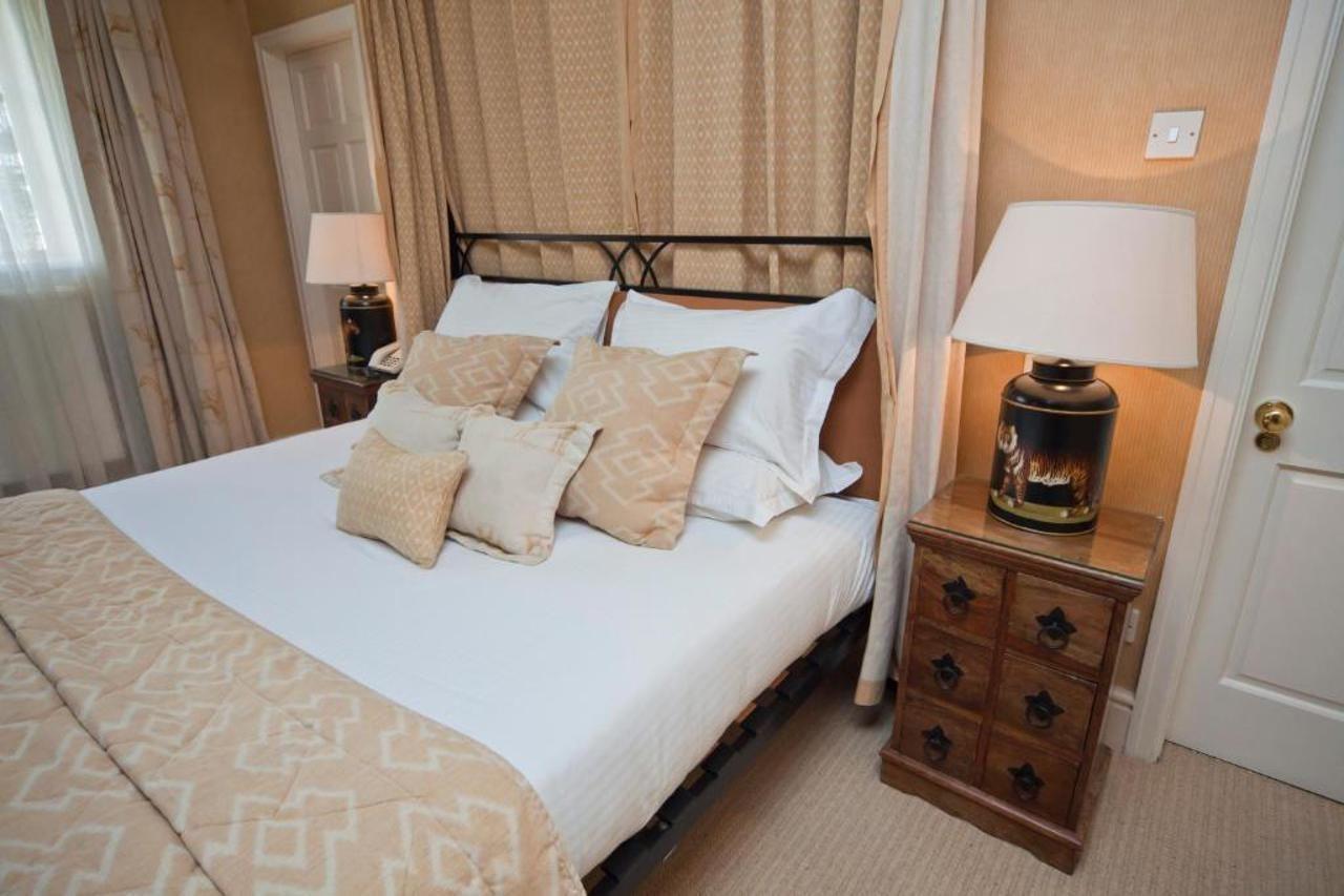 Blue Bells Hotel London