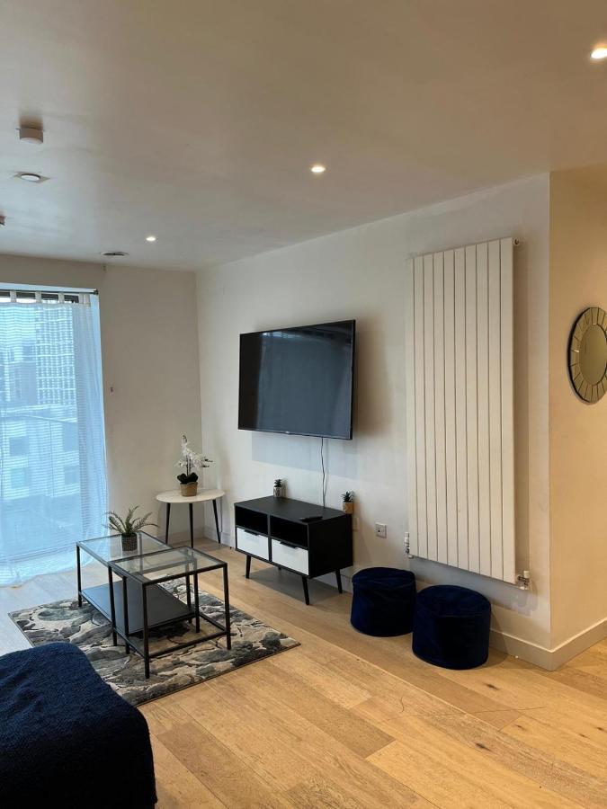 Md : Stunning 2 Bedroom 2 Bath - Royal Docks Apartamento Londres