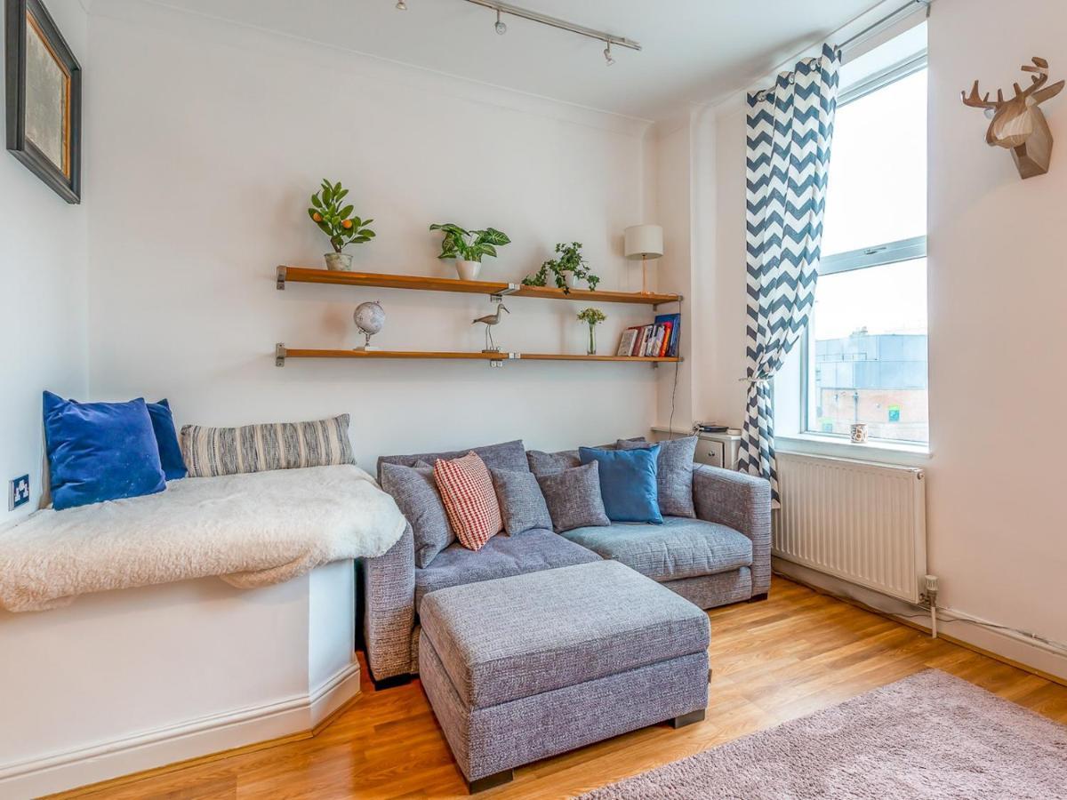 Pass The Keys Balham Modern Cosy Apartment London
