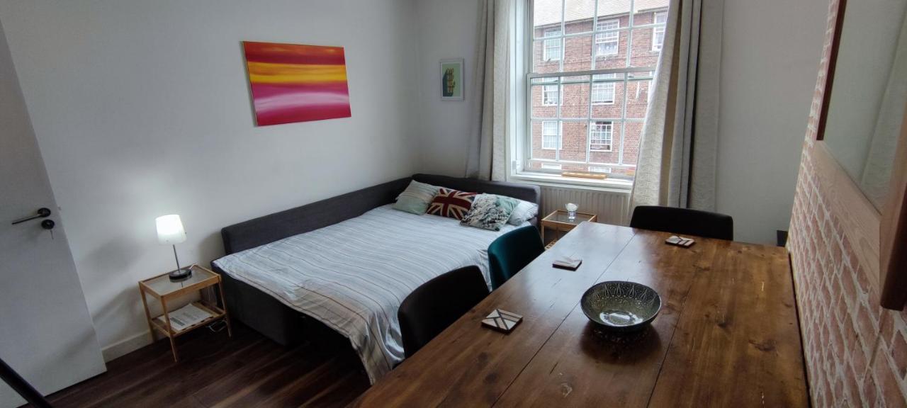 Apartment Location Location Location, Whole For You! London
